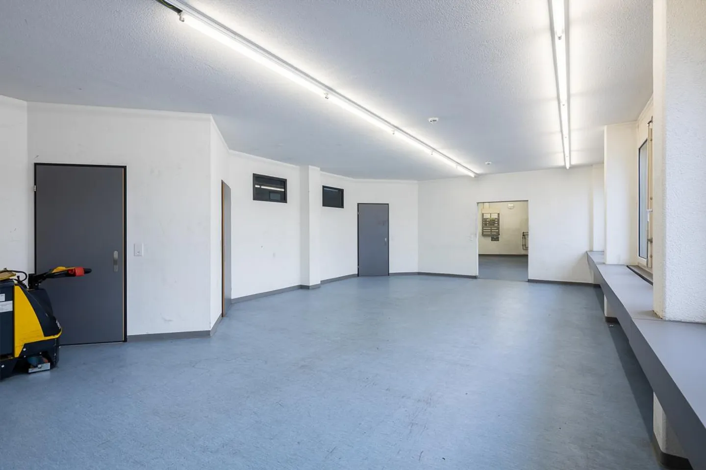 Uffici con officina - Foto 10 di 12