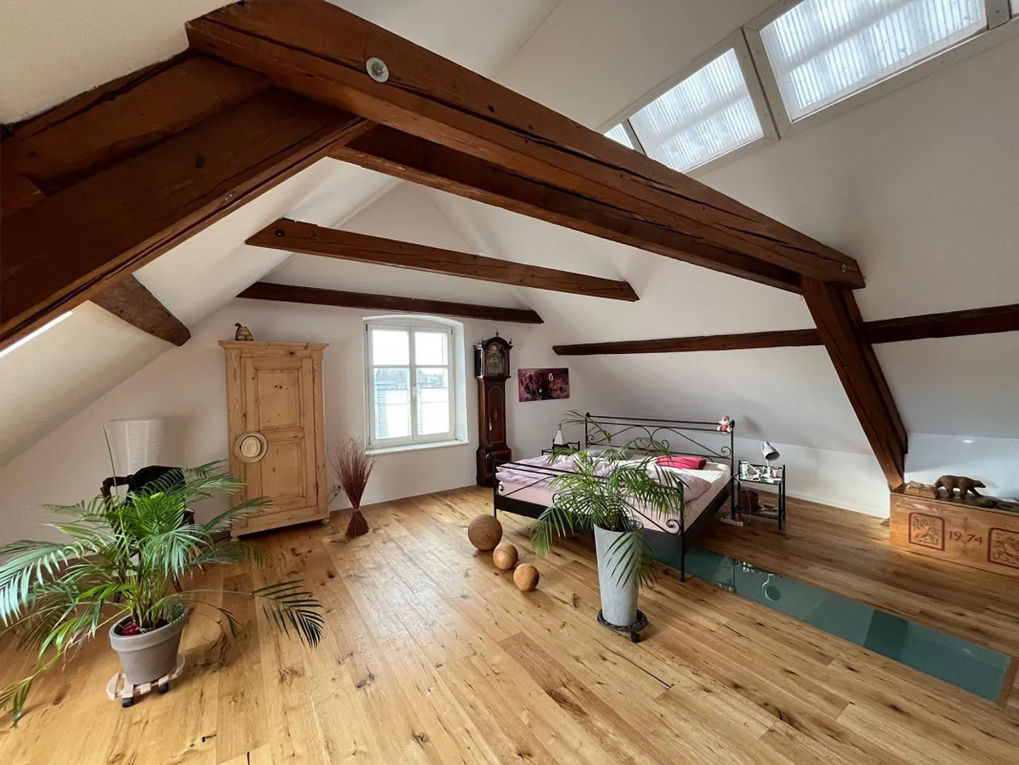 Maisonette di 6,5 stanze, a soli 500 m dalla stazione - Foto 3 di 11