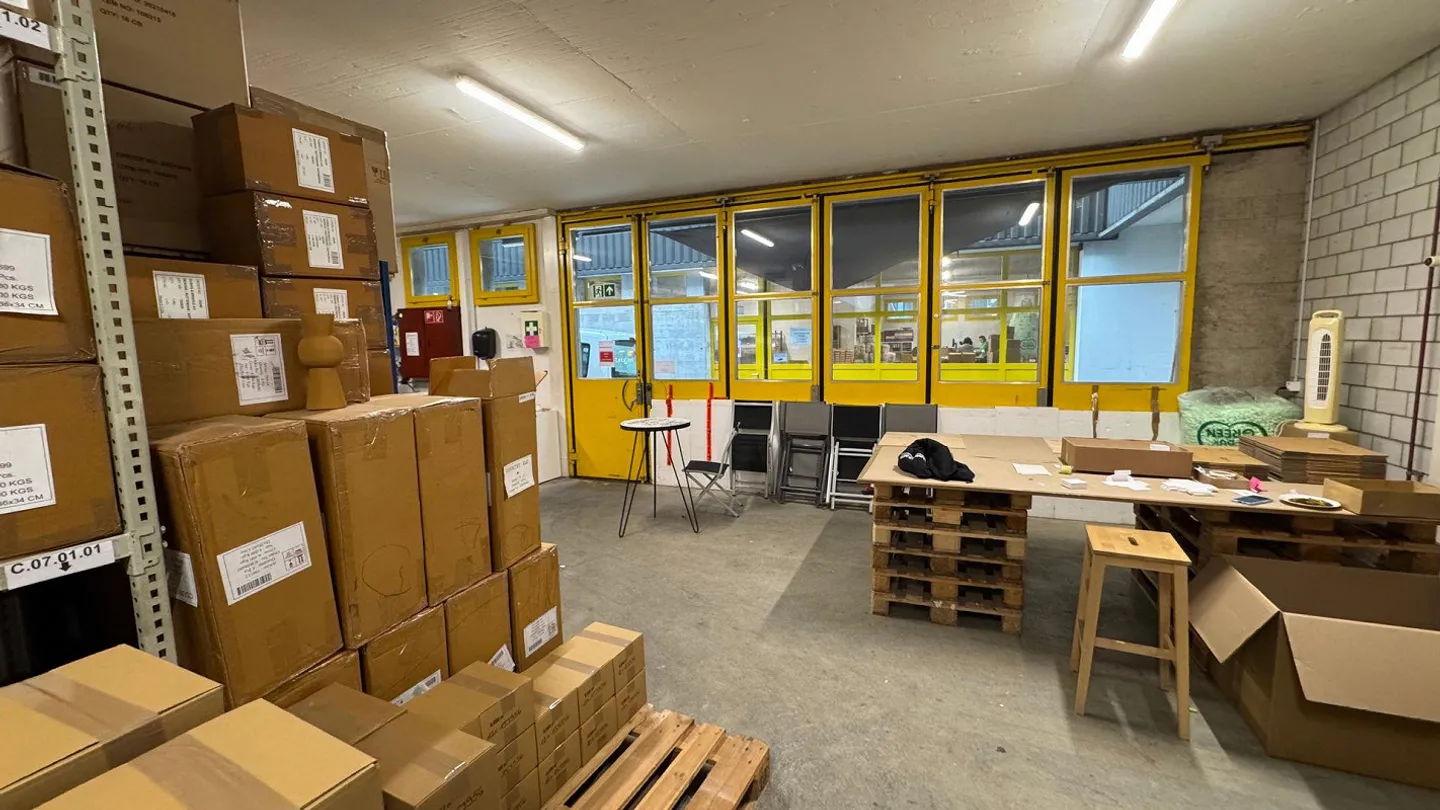 Zentrale Lagerfläche in der Industriezone Burgdorf - Foto 5 von 16