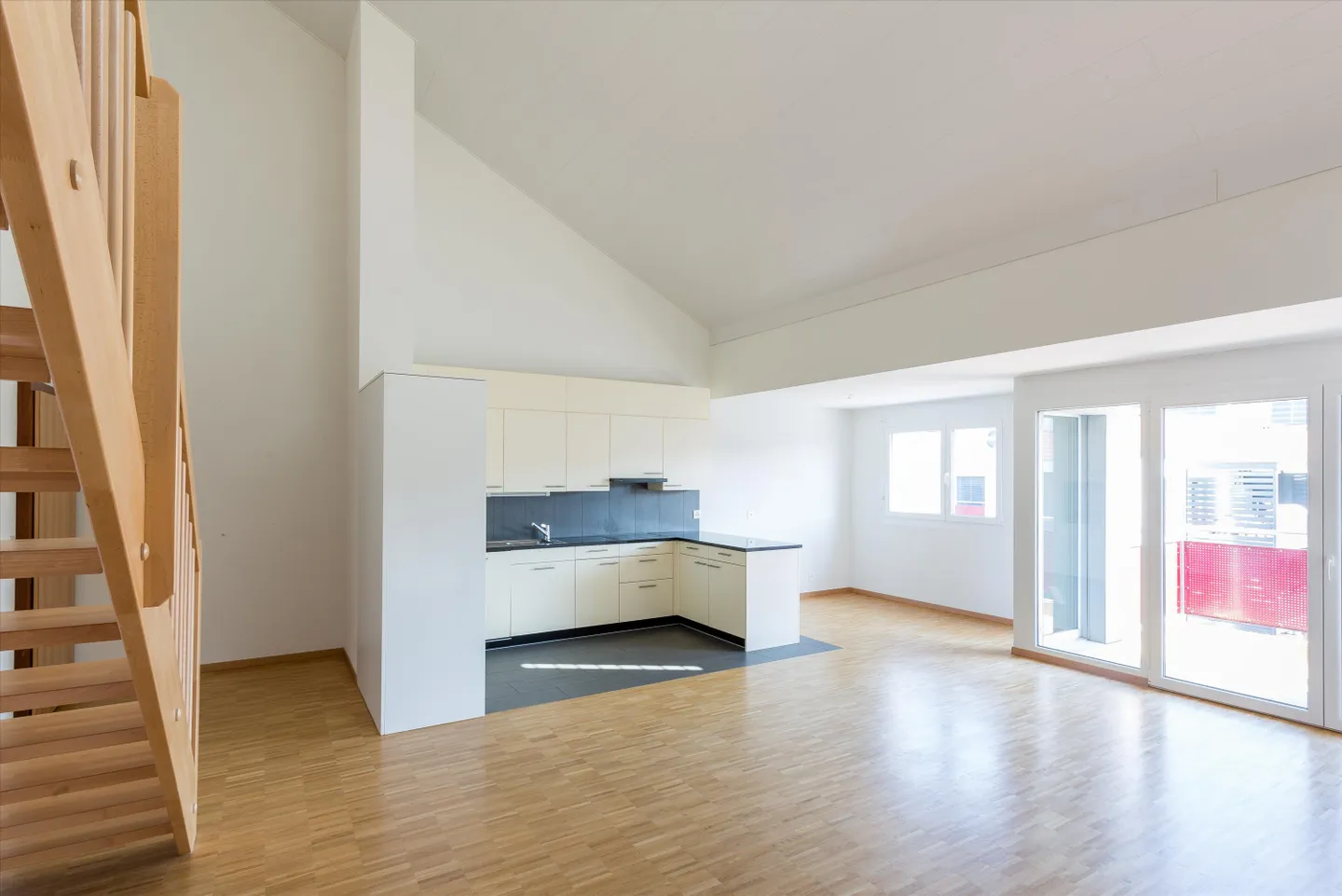 In un quartiere tranquillo - Foto 4 di 8