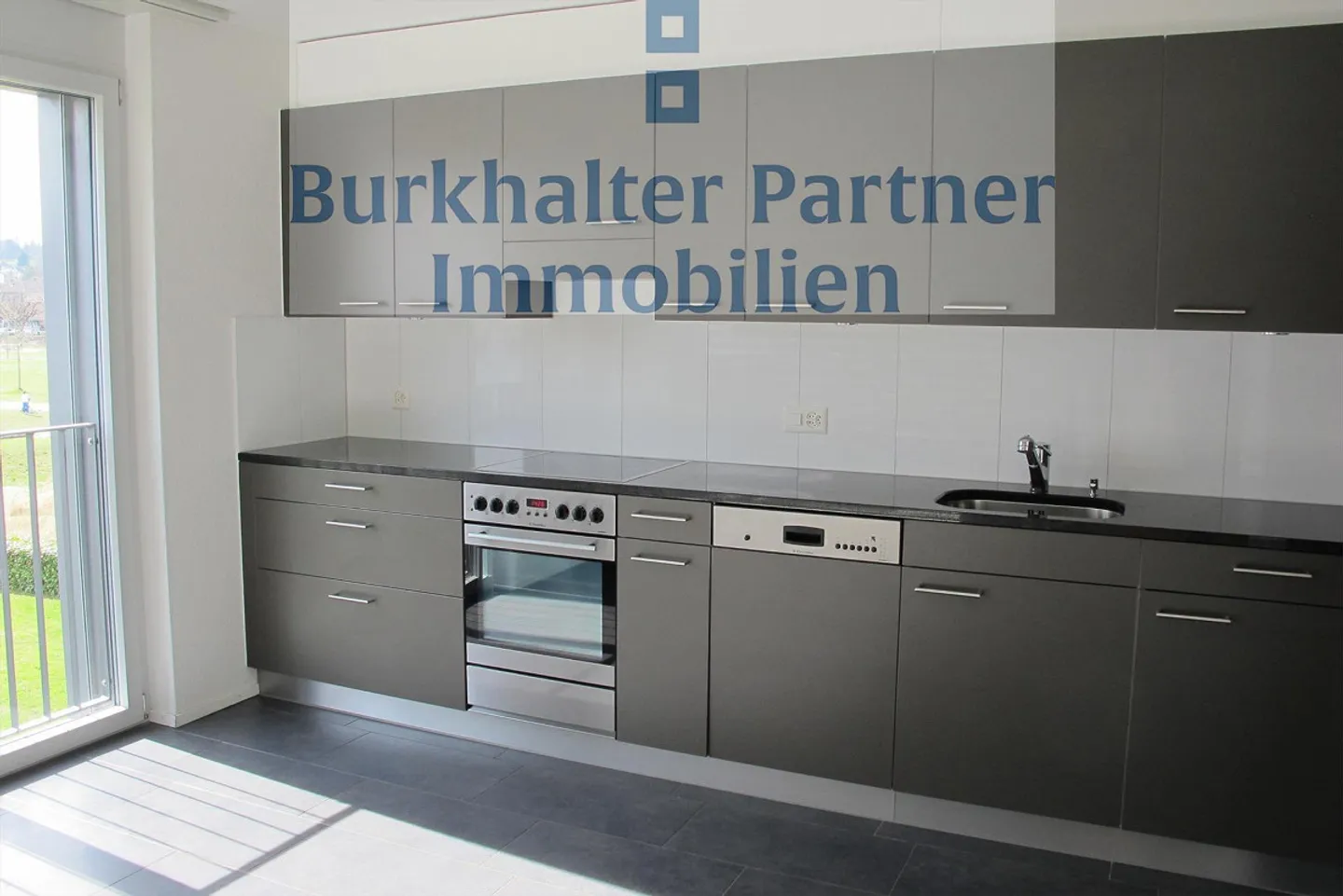 Bel appartement dans le Turmbau Dreispitz / Liebefeld BE - Photo 2 sur 6