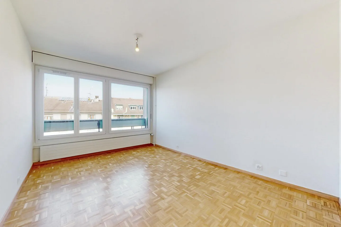 Your new life in a bright apartment - Photo 5 of 10