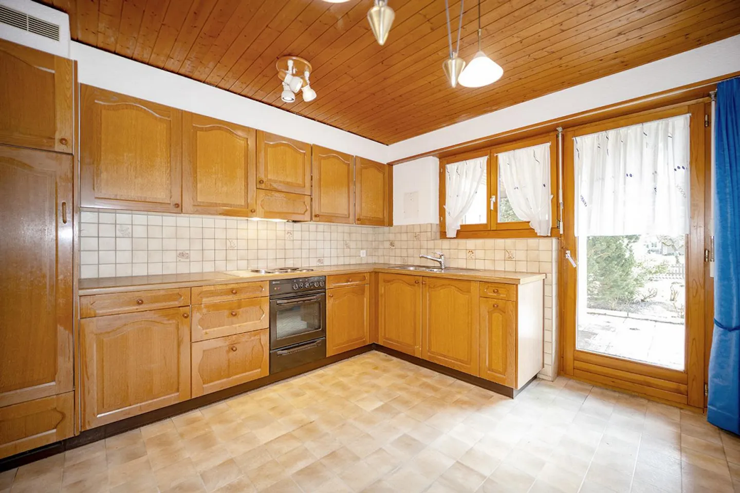 Casa unifamiliare attraente a Mägenwil AG - Foto 7 di 14