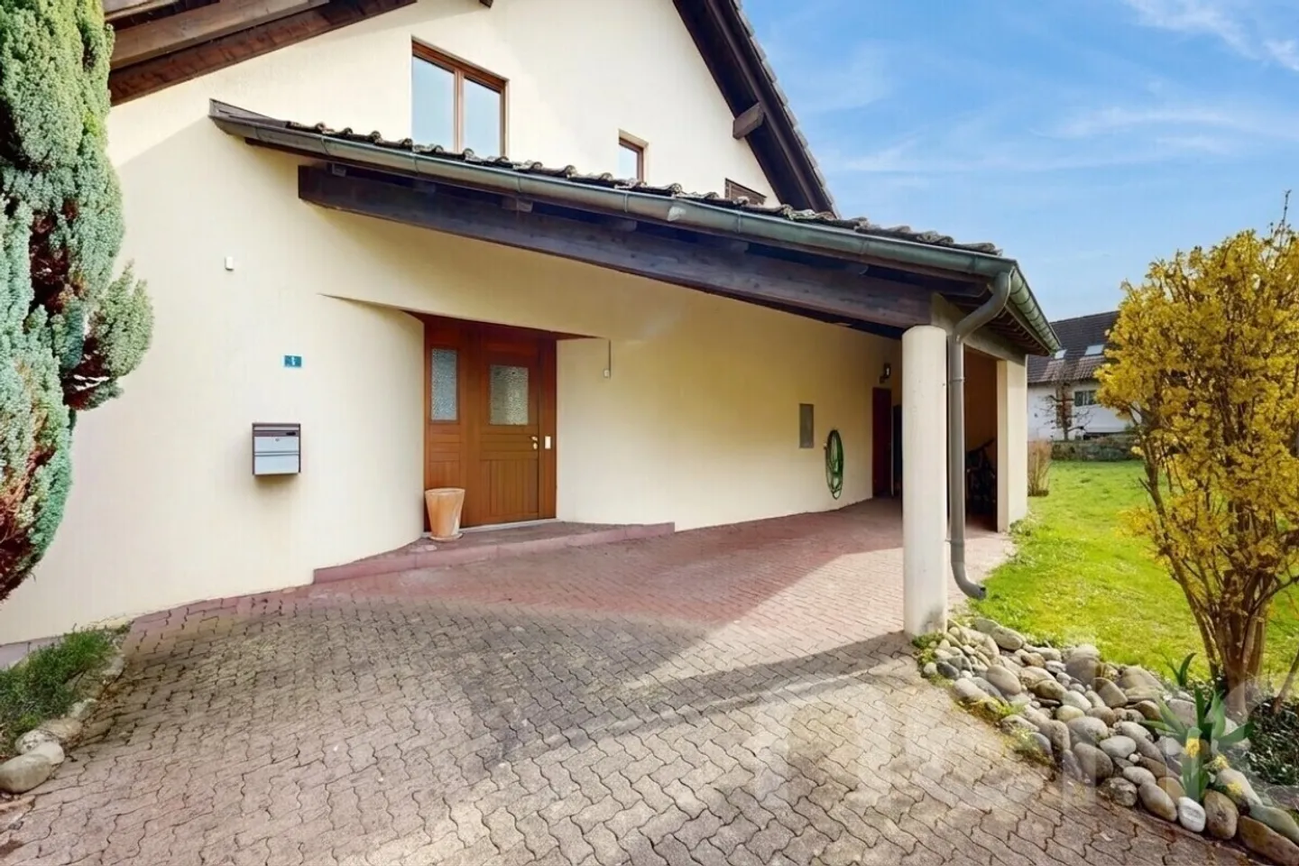 Ampia Casa Familiare - Foto 2 di 12