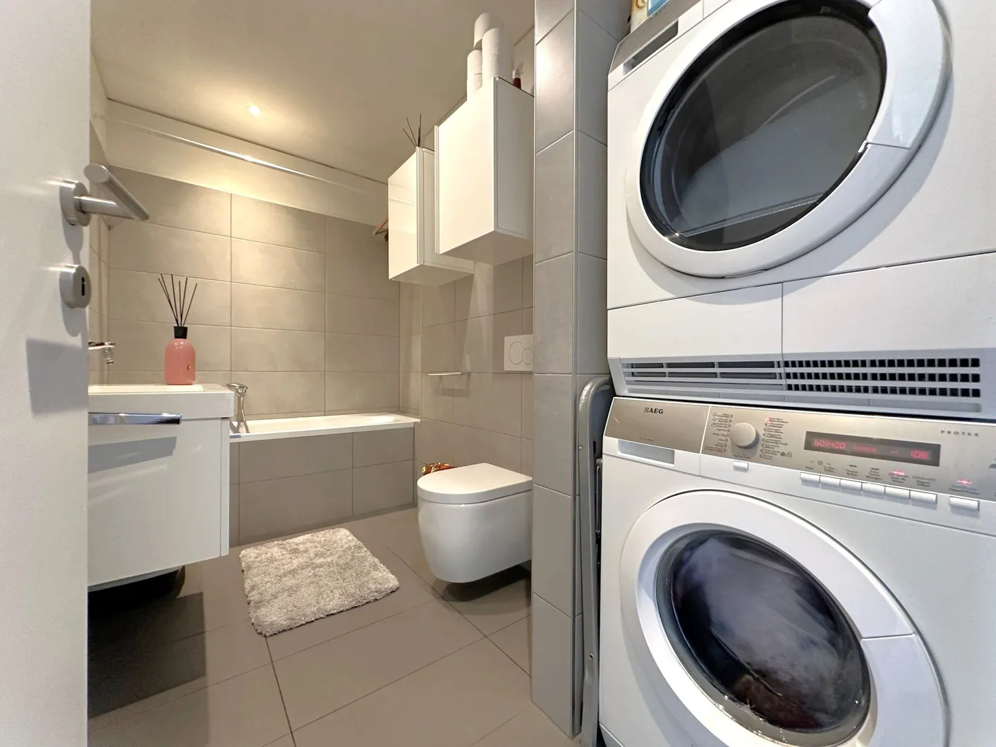 Appartamento 3,5 camere elegante e moderno in posizione centrale - Foto 7 di 10