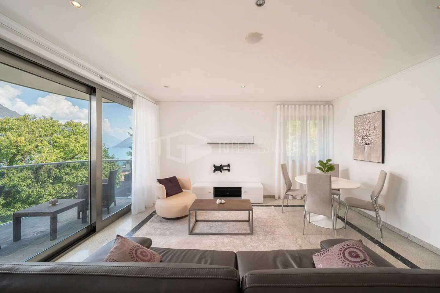 APPARTAMENTO  DI 3.5 AMMOBILIATO CON VISTA LAGO - Photo 5 sur 12