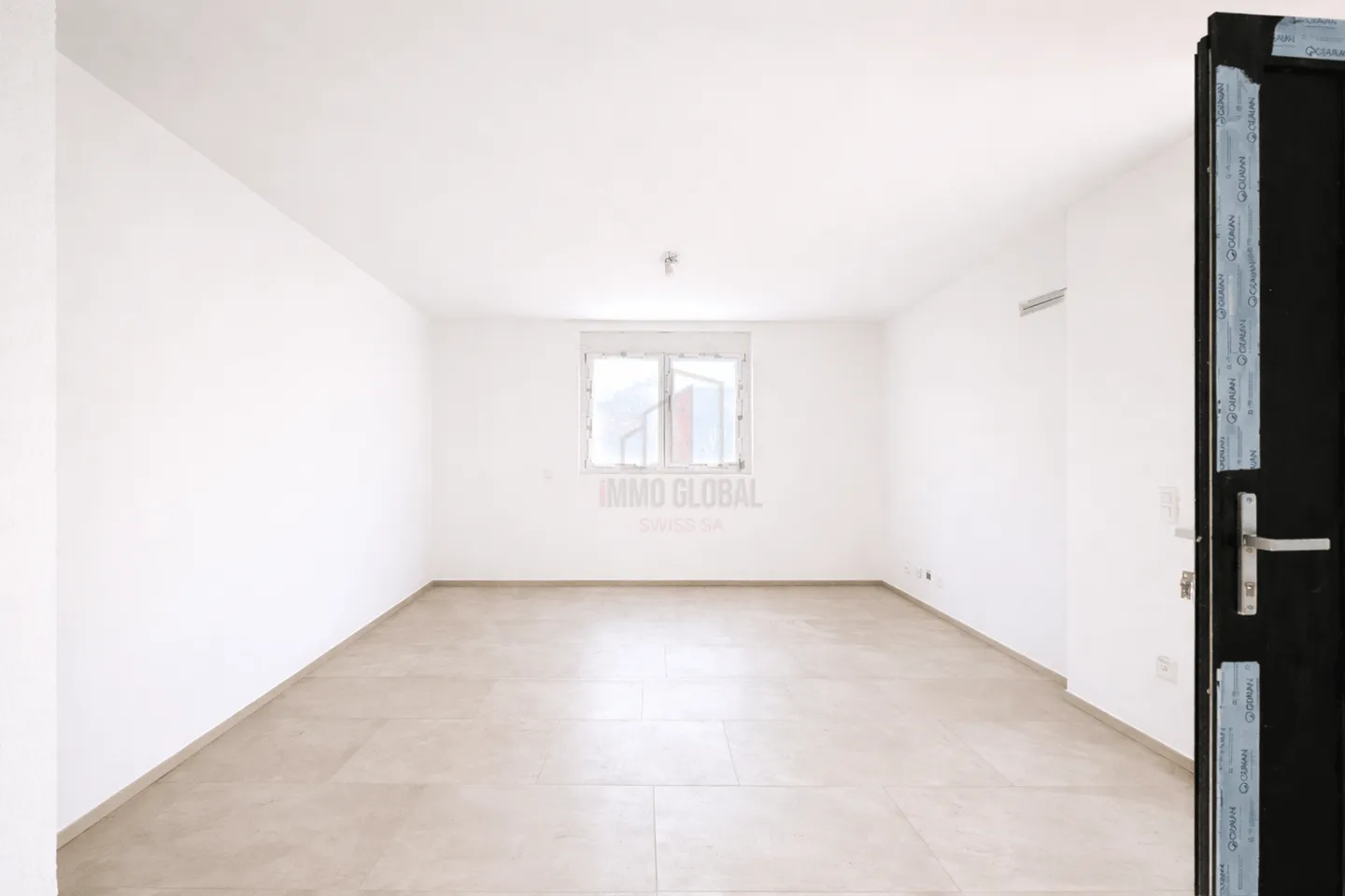 VIVRE ET INVESTIR : MAISON JUMELÉE AVEC DEUX UNITÉS INDÉPENDANTES - Photo 4 sur 13