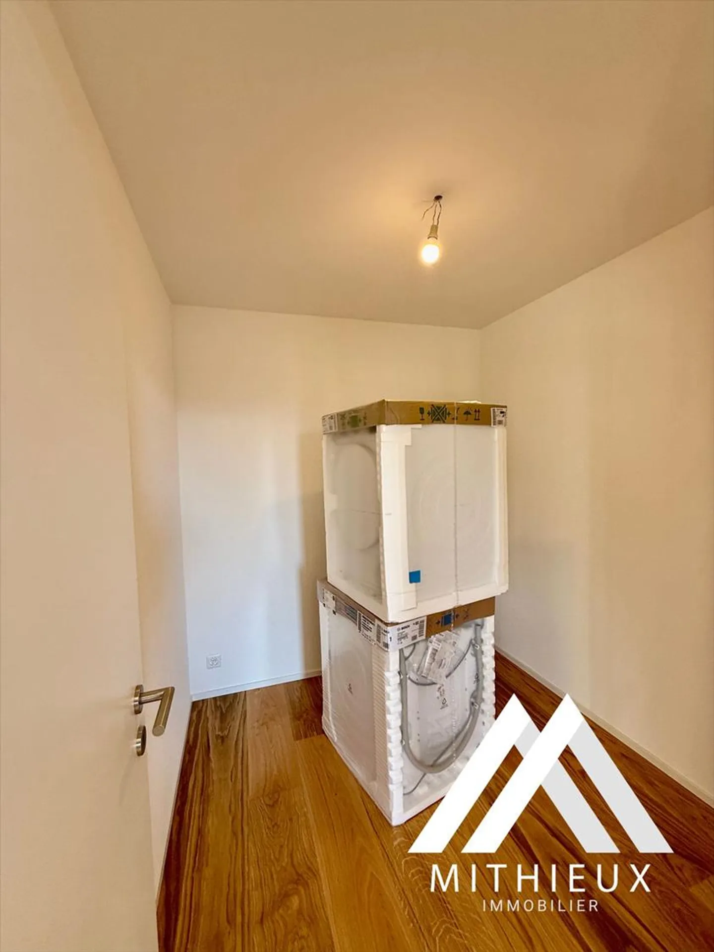 NEW PENTHOUSE OF 3.5 ROOMS, 112 M2 + PRIVATE TERRACE - SION - Photo 13 of 13