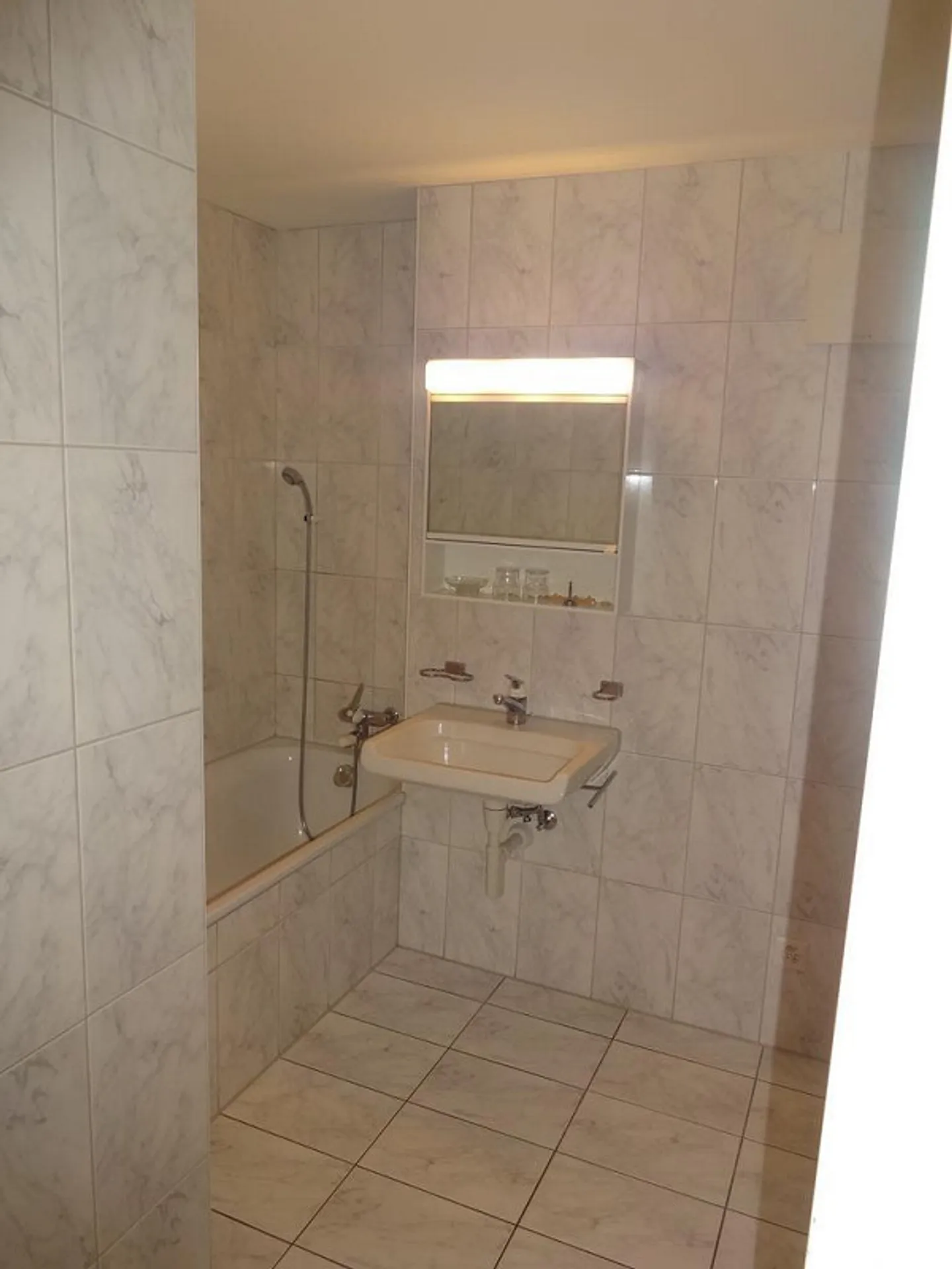 Wohnung an ruhiger Lage, perfekt für Paare - Photo 5 sur 6