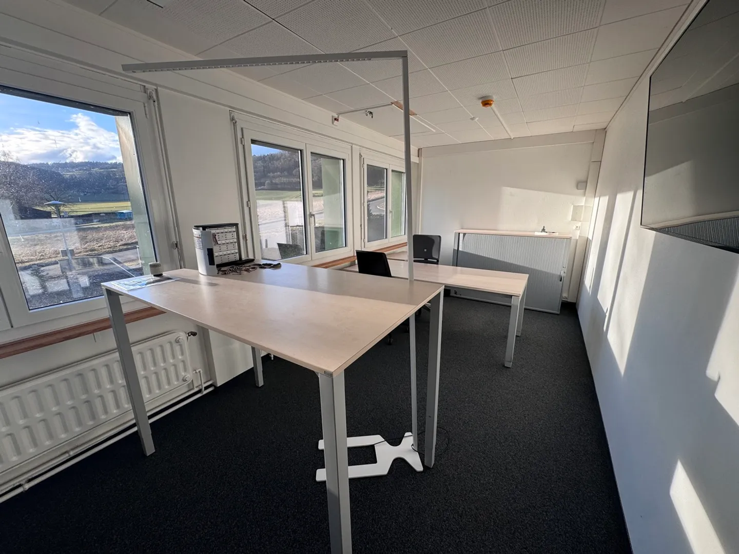 Granges-Marnand, for rent, offices and storage of 408 m2 - Photo 5 of 13