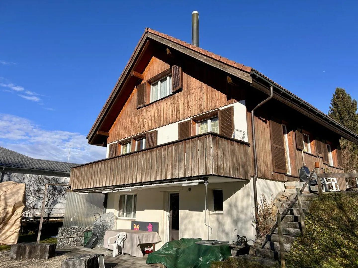 5.5-Zi-Haus mit Umschwung und Bachanstoss - Foto 10 von 16