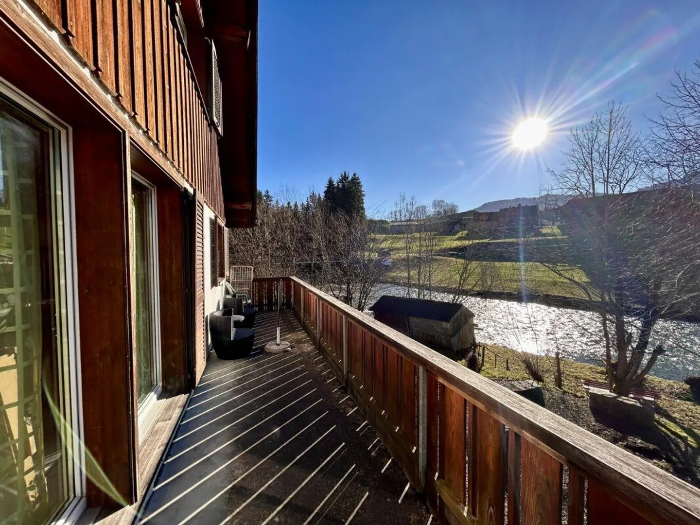 5.5-Zi-Haus mit Umschwung und Bachanstoss - Foto 11 von 16