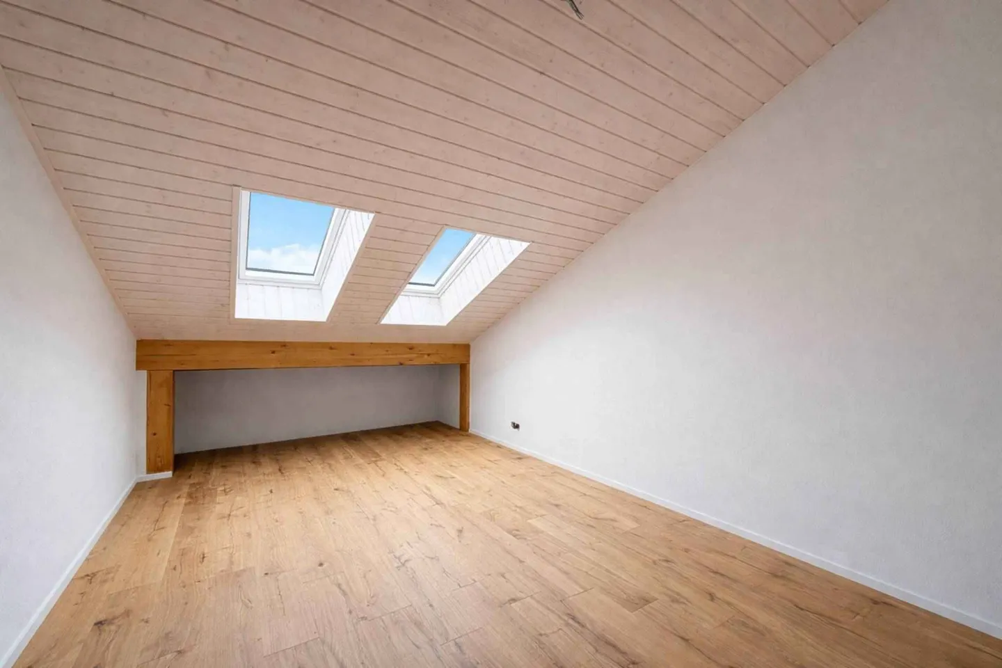 Charmante Wohnung im Villa-Stil - Foto 8 von 9