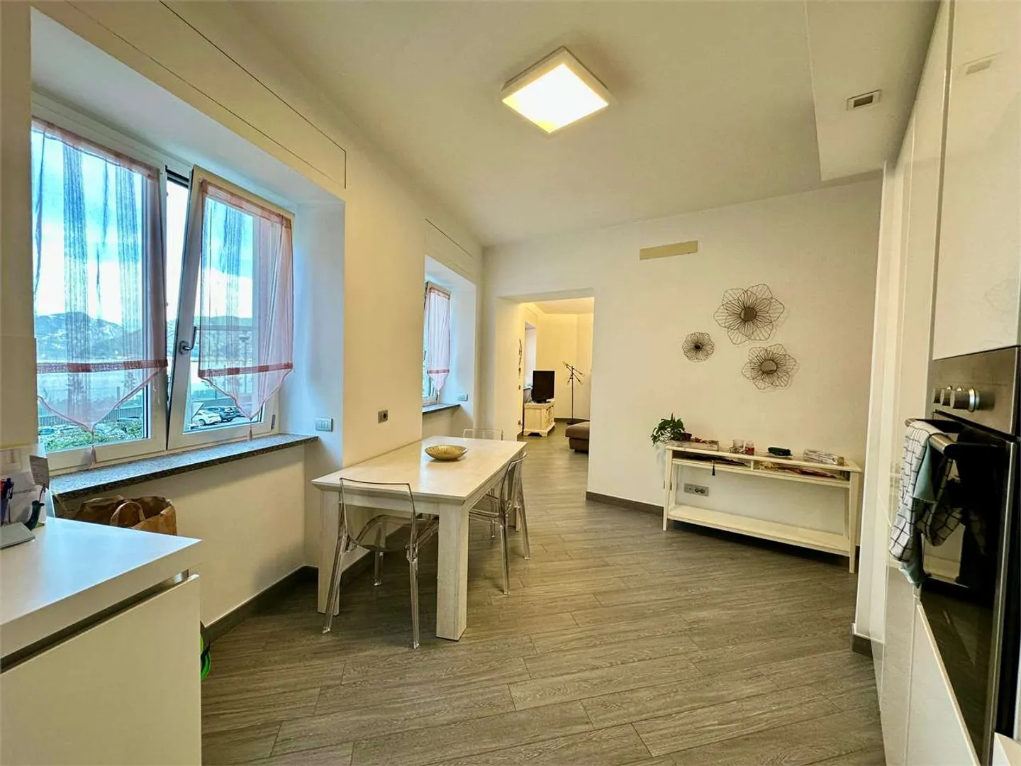 Wohnung komplett renoviert - Kern von Capolago - Photo 4 of 9