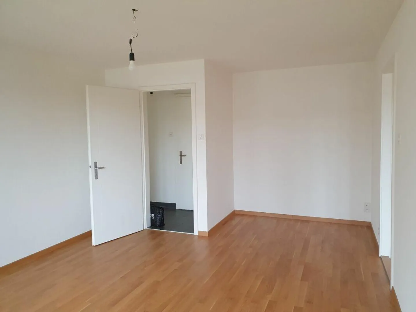 Appartamento in affitto - Foto 3 di 12