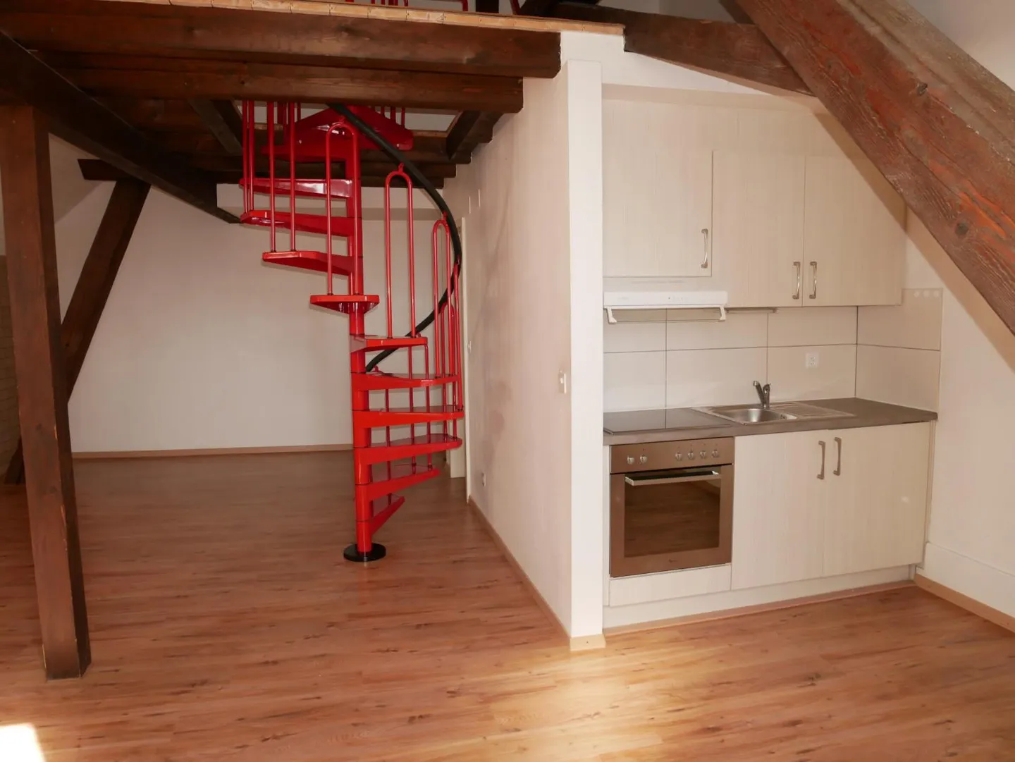 Obergeschoss 1.5 Zimmer - Foto 3 von 7