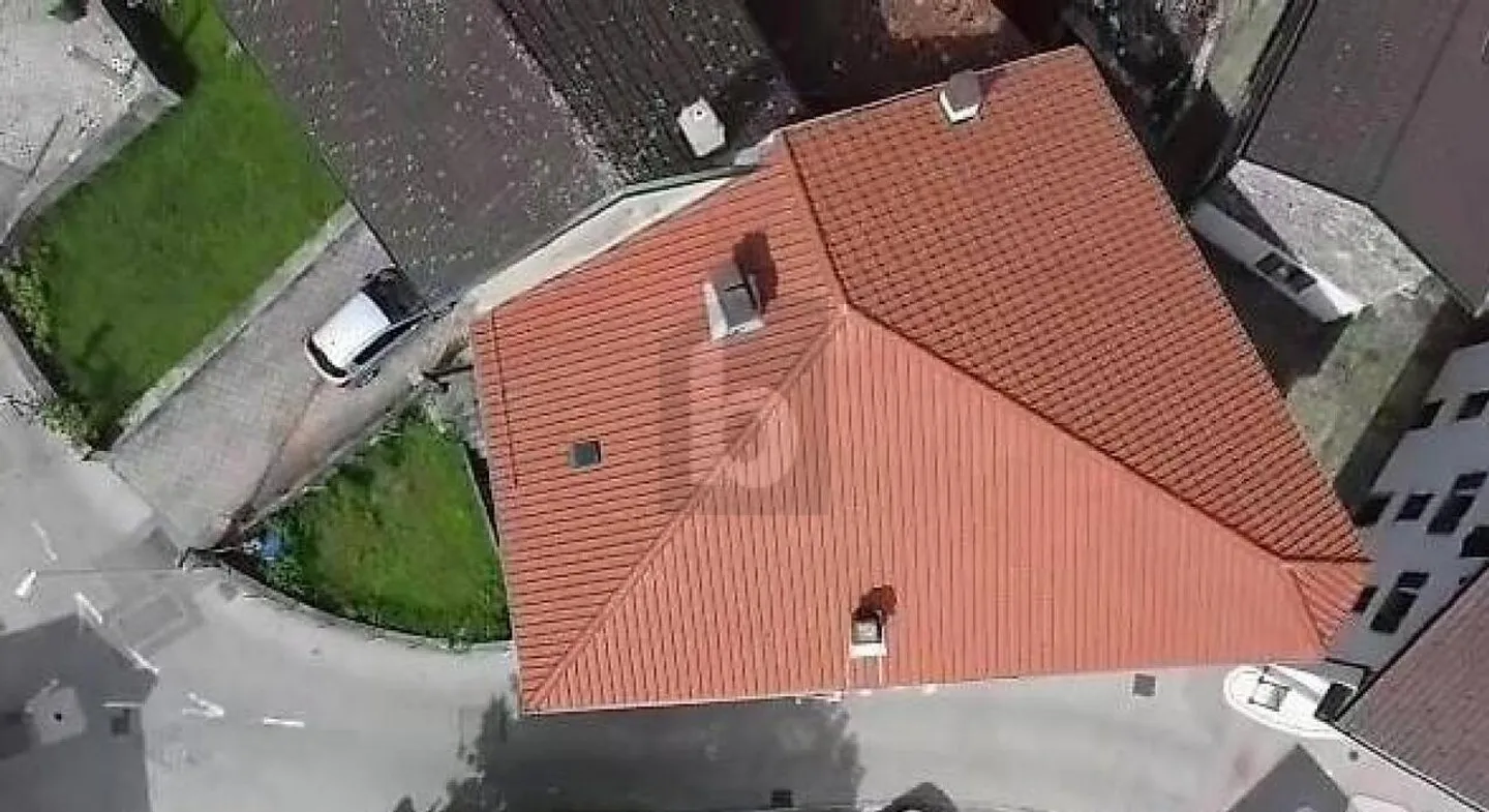 Spacious Single Family Home - Photo 3 of 6