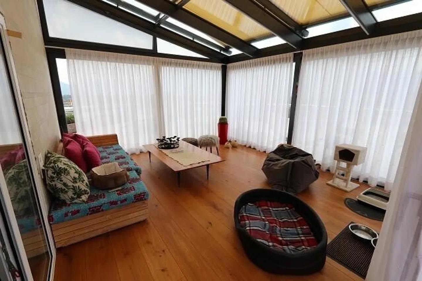 Renovated 4 1/2 Room Penthouse with 270-Degree Panoramic Terrace - Photo 12 of 13