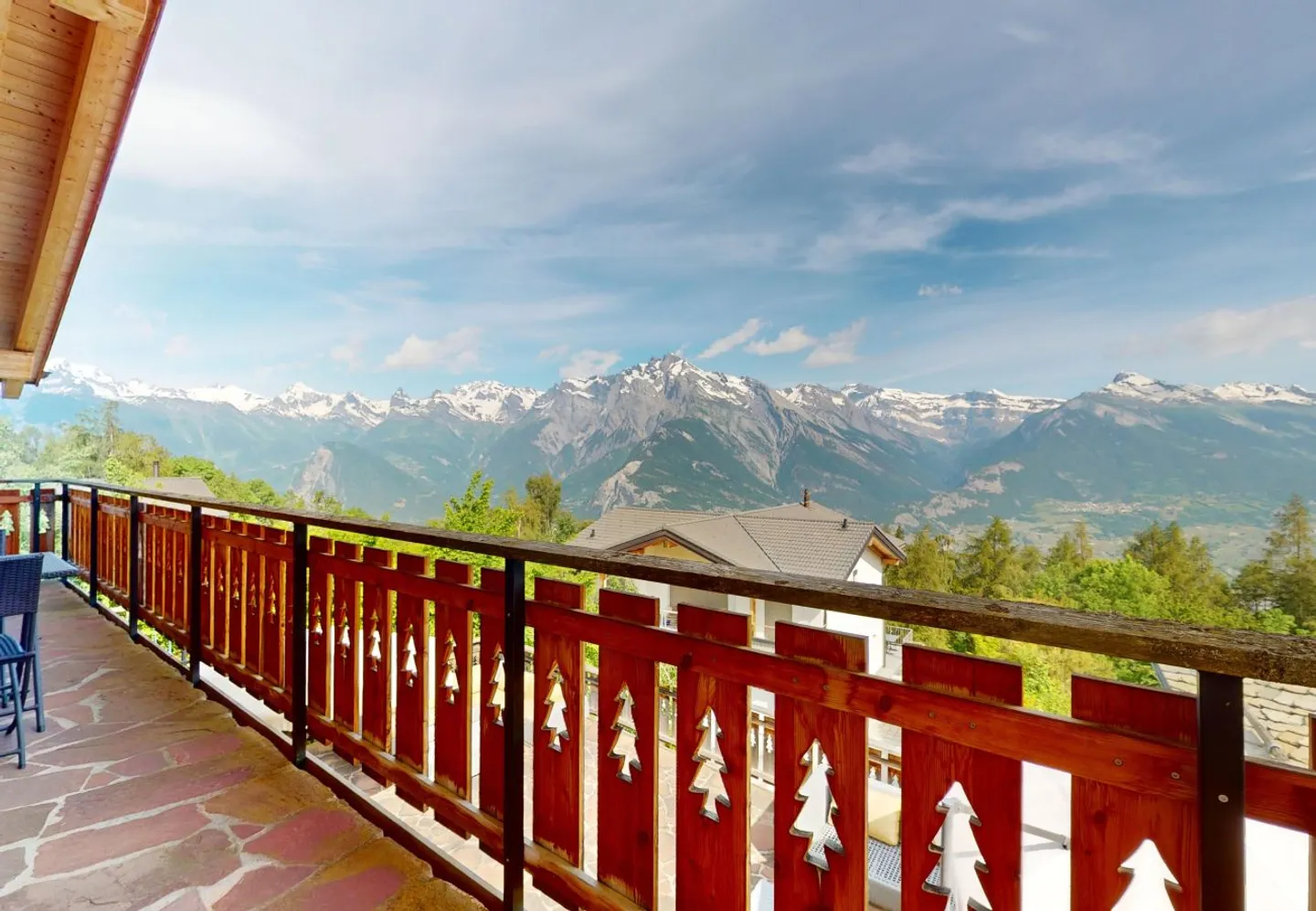 Luxury Alpine Living in the Heart of Nendaz - Photo 6 of 6