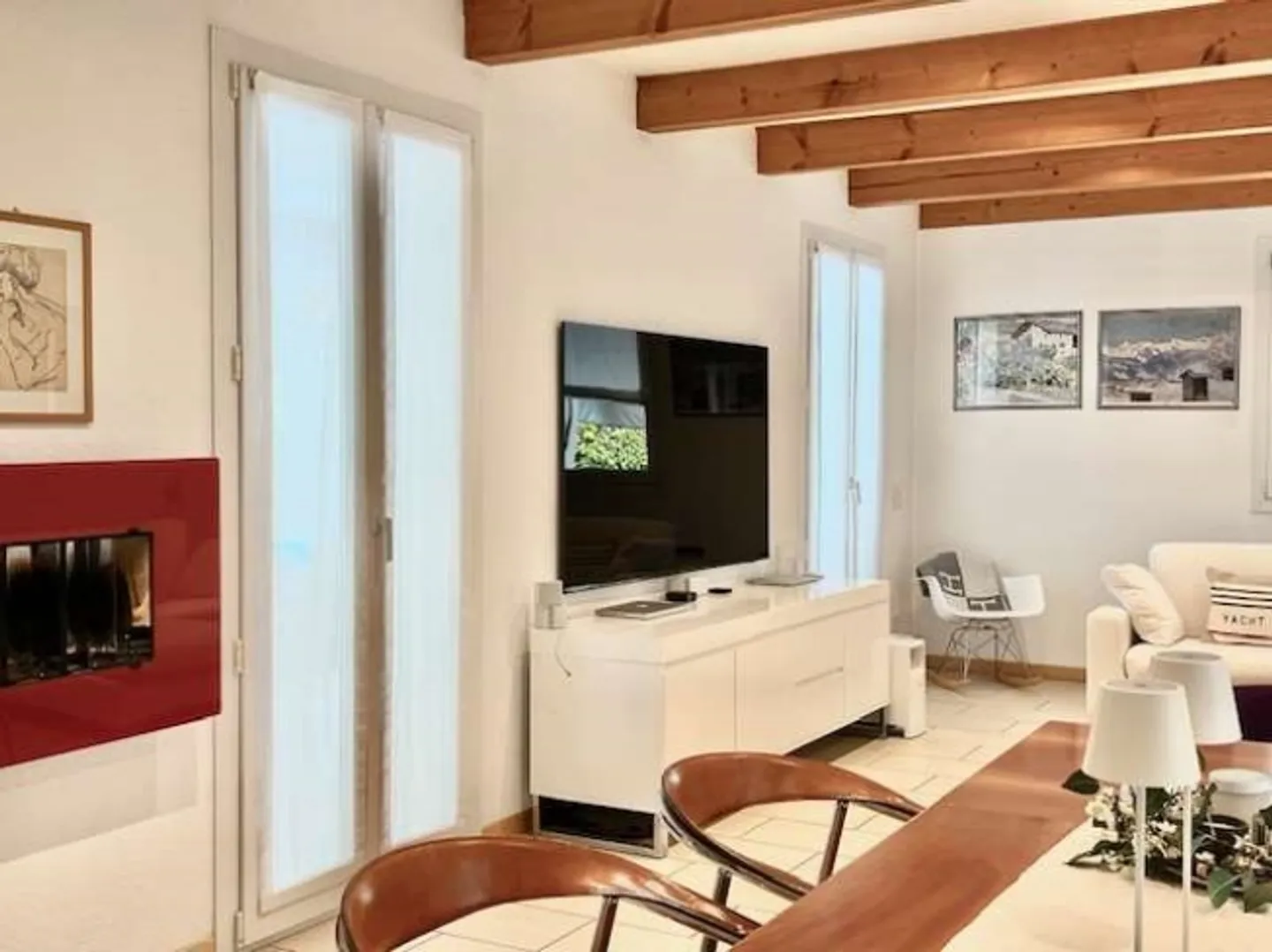 Une villa élégante au milieu de la nature - Photo 3 sur 20