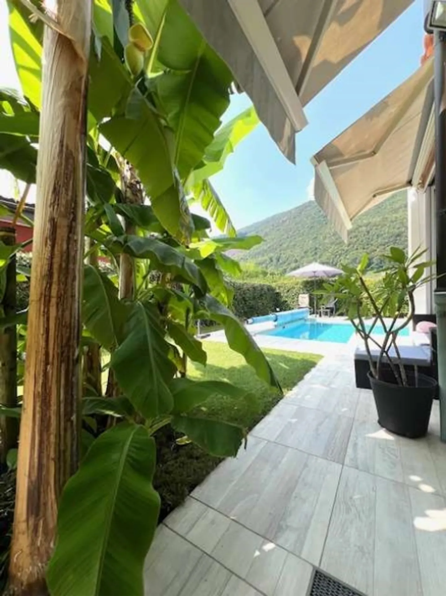 Une villa élégante au milieu de la nature - Photo 6 sur 20