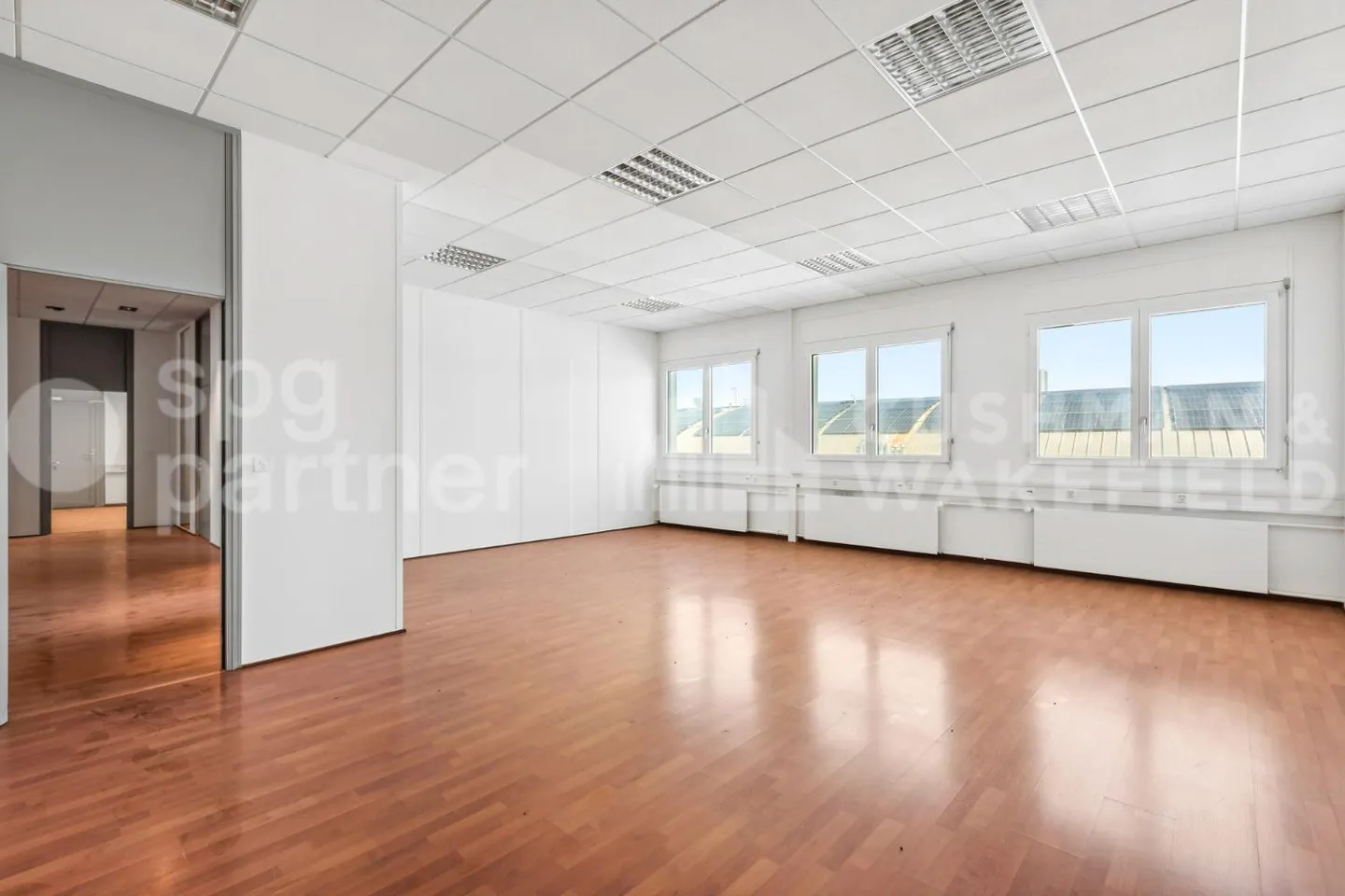Geschäftsräume mit Glasfaser, Lieferung und Parkplätzen in Meyrin - Grand-Puits 42 - Foto 5 von 13