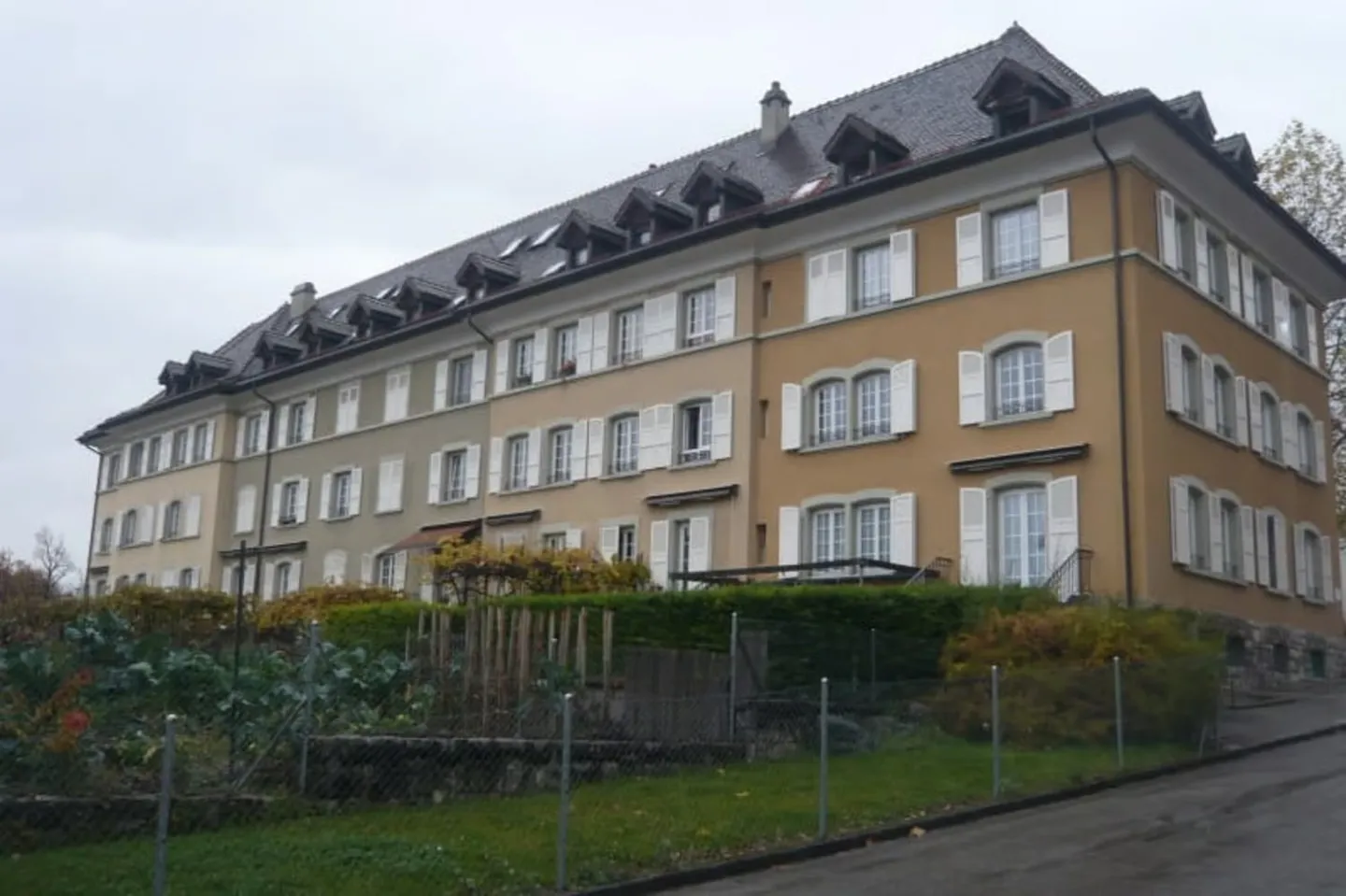 Charmant Appartement 3.5 pièces - Photo 1 sur 8
