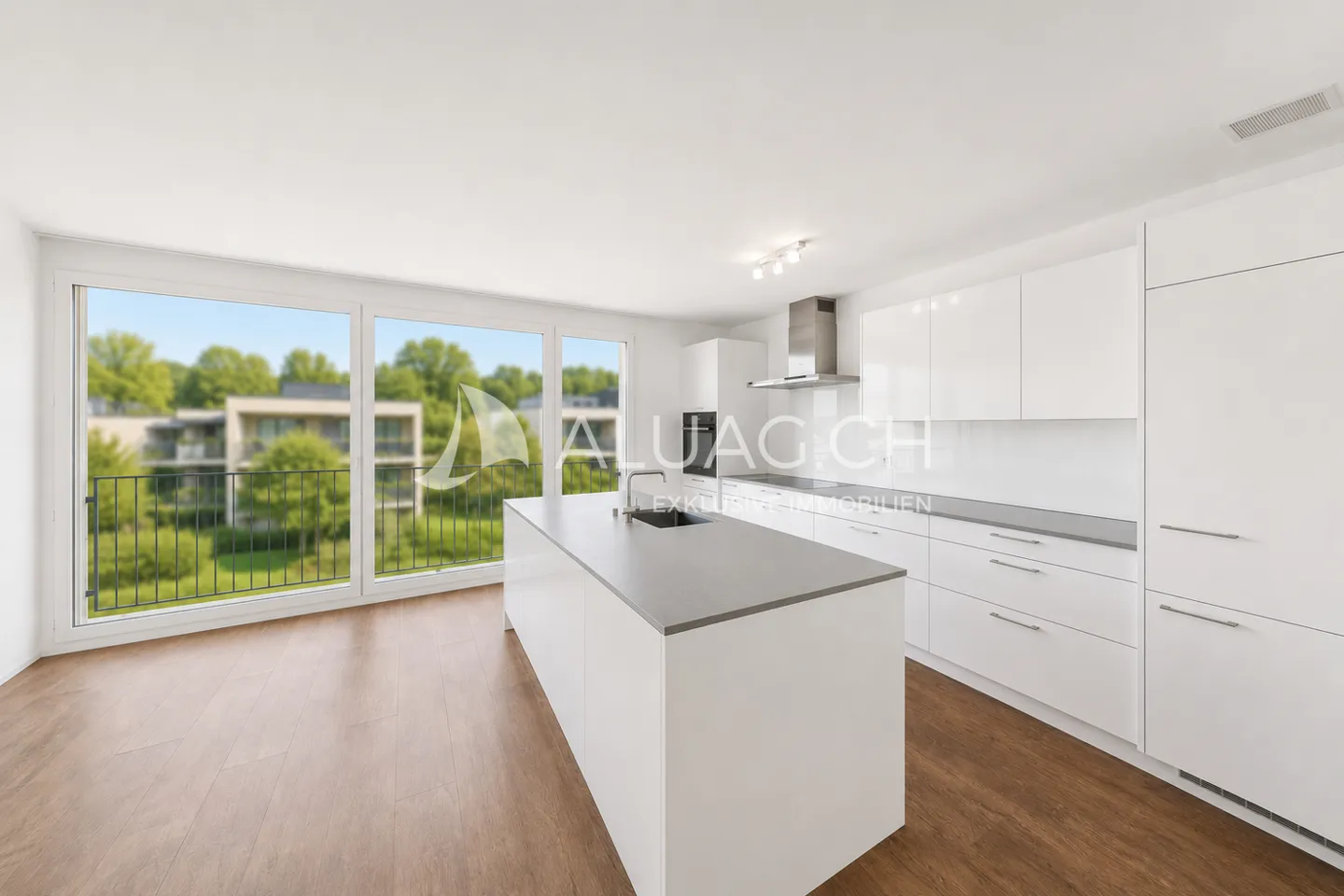 MODERN 4.5 ROOM APARTMENT WITH BALCONY - Photo 3 of 9