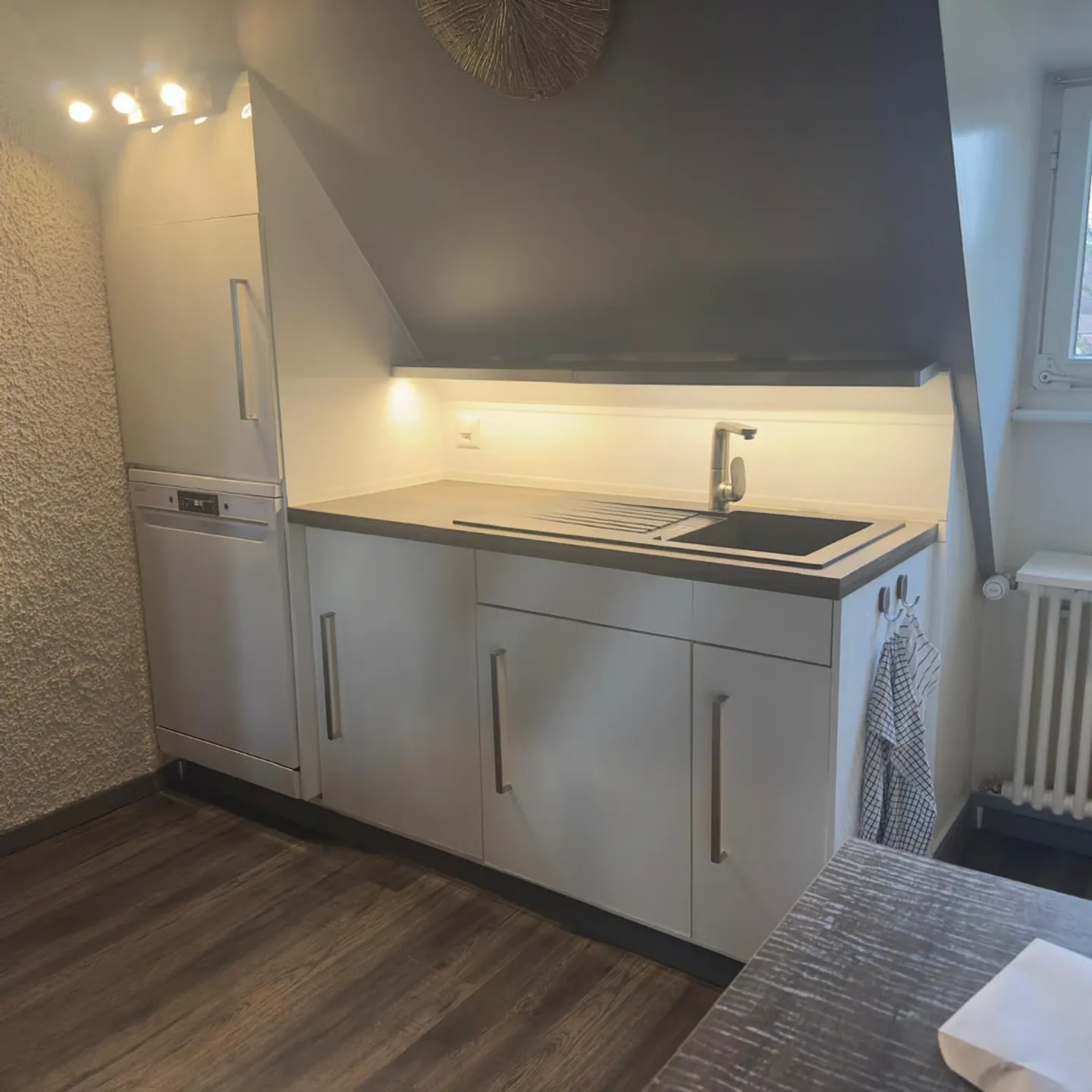 Charmant Appartement 3.5 pièces - Photo 2 sur 8