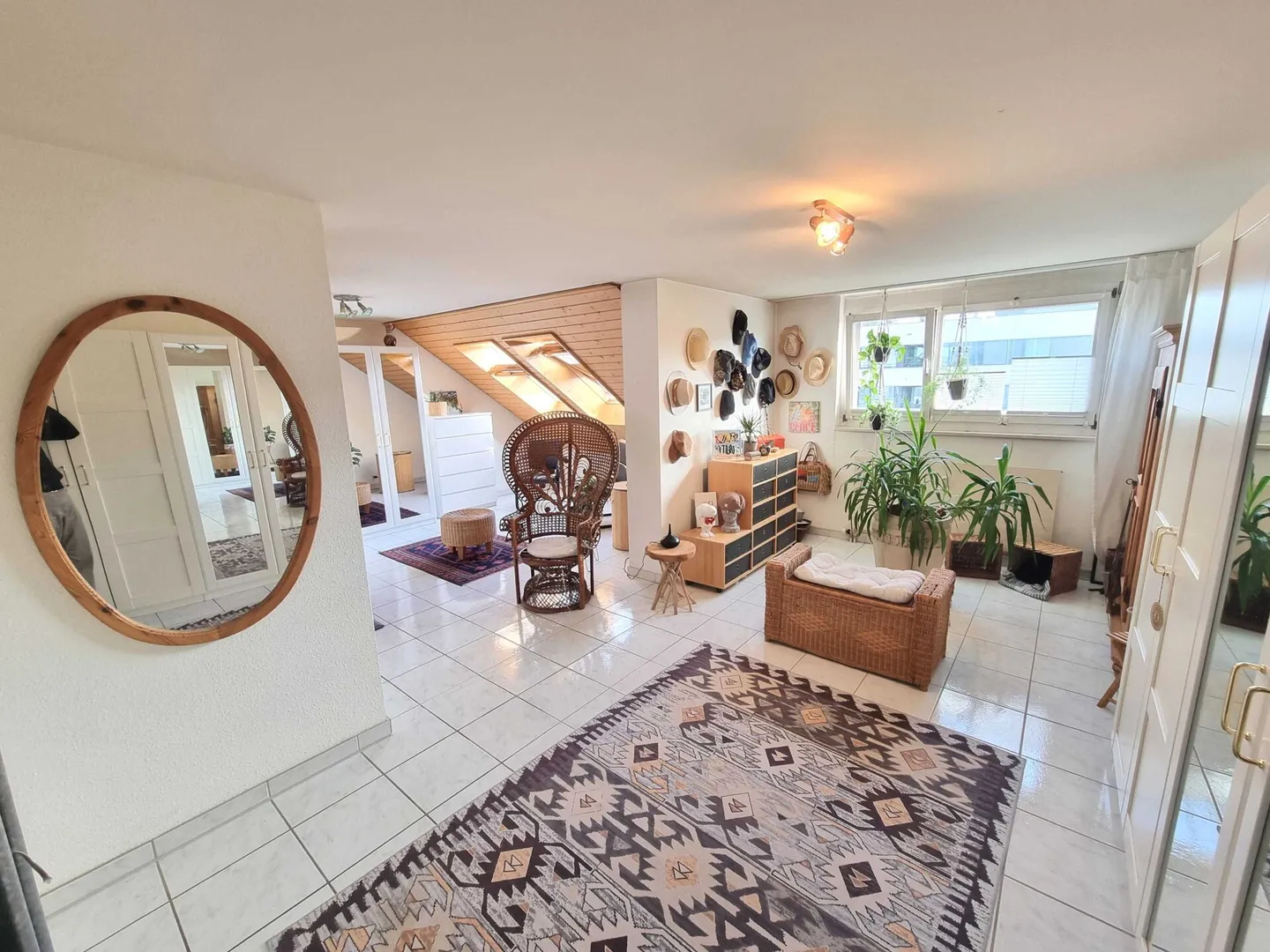 Maisonette apartment with plenty of space to live and enjoy - Photo 10 of 17