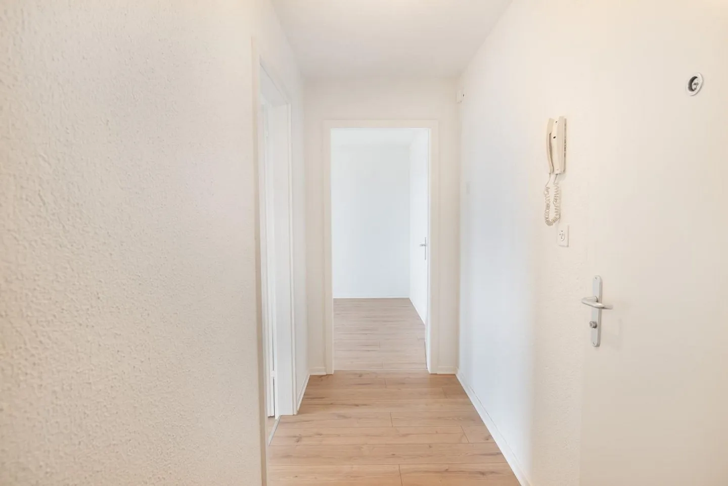 Totalsaniert 2- Zimmerwohnung in Spreitenbach zu vermieten! - Foto 8 von 12