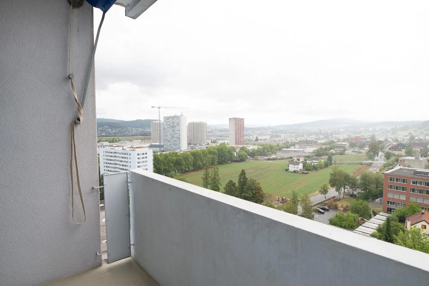 Totalsaniert 2- Zimmerwohnung in Spreitenbach zu vermieten! - Foto 11 von 12