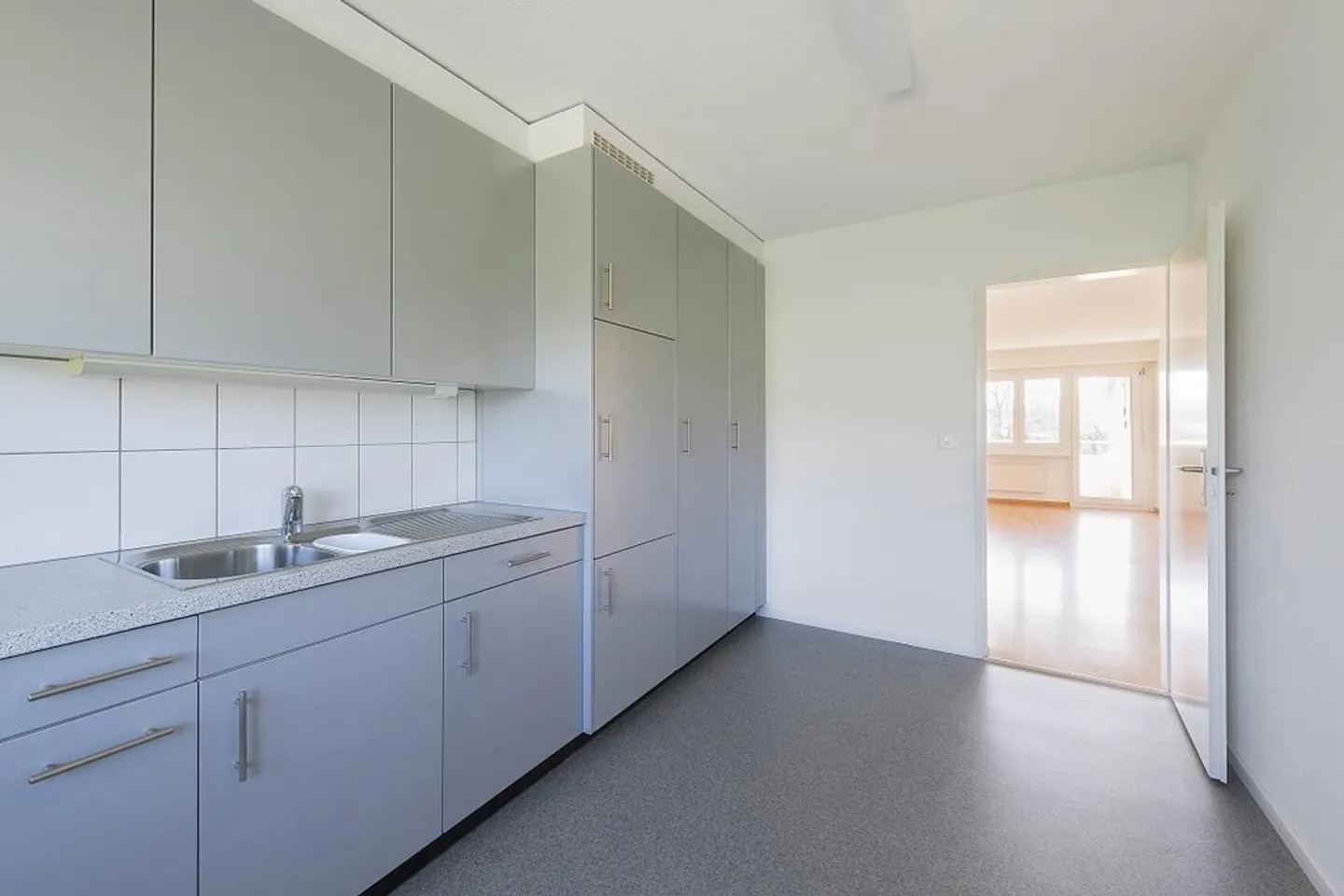 Appartement lumineux de 4,5 pièces - Photo 4 sur 5