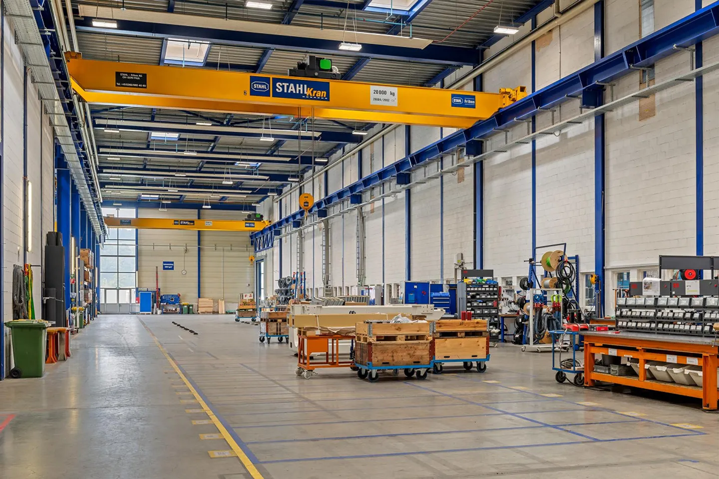 Spazio commerciale e industriale in posizione privilegiata - Foto 3 di 11