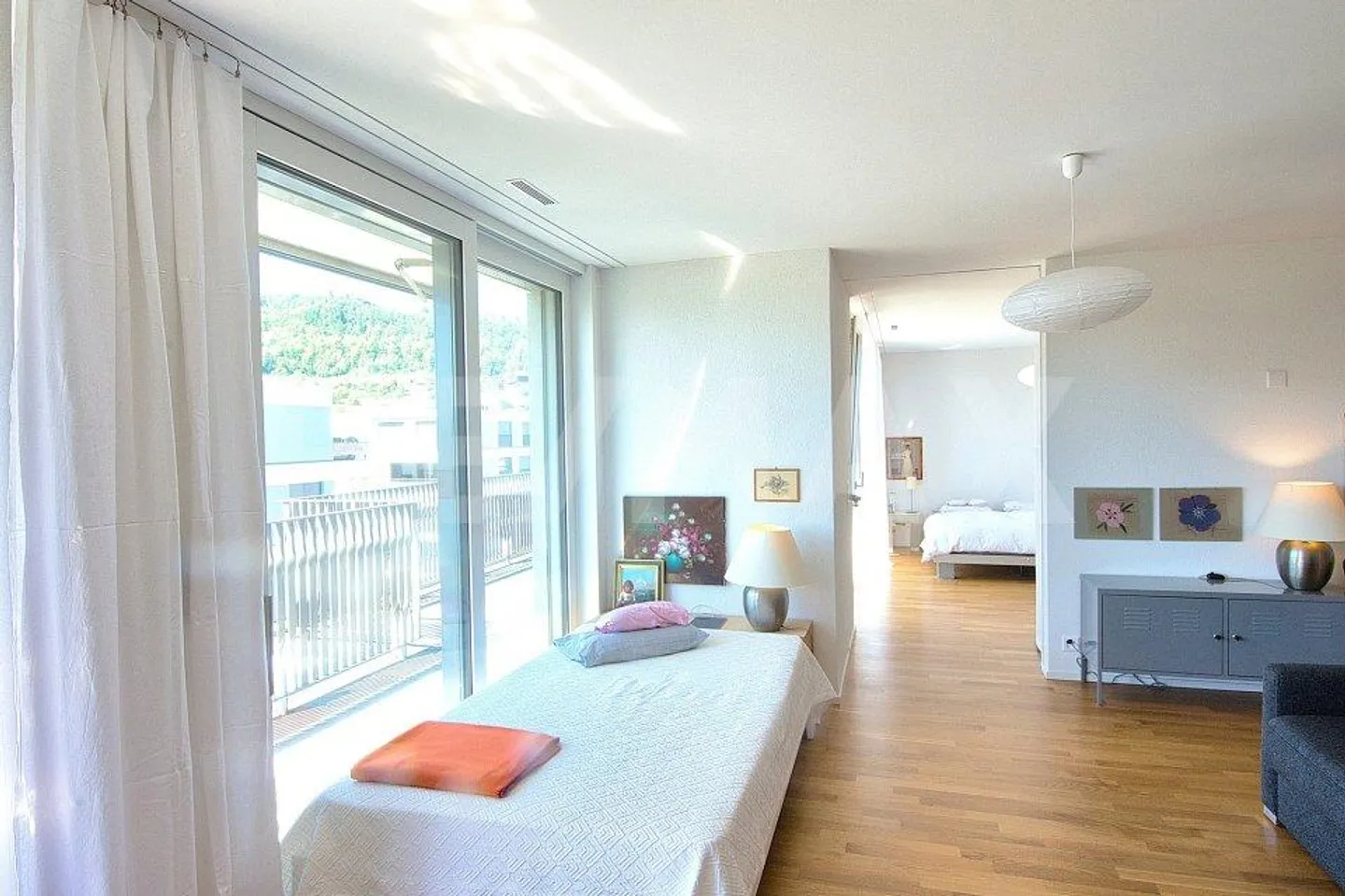 Modern 2.5-room penthouse apartment with large sun terrace and panoramic view - Photo 4 of 13
