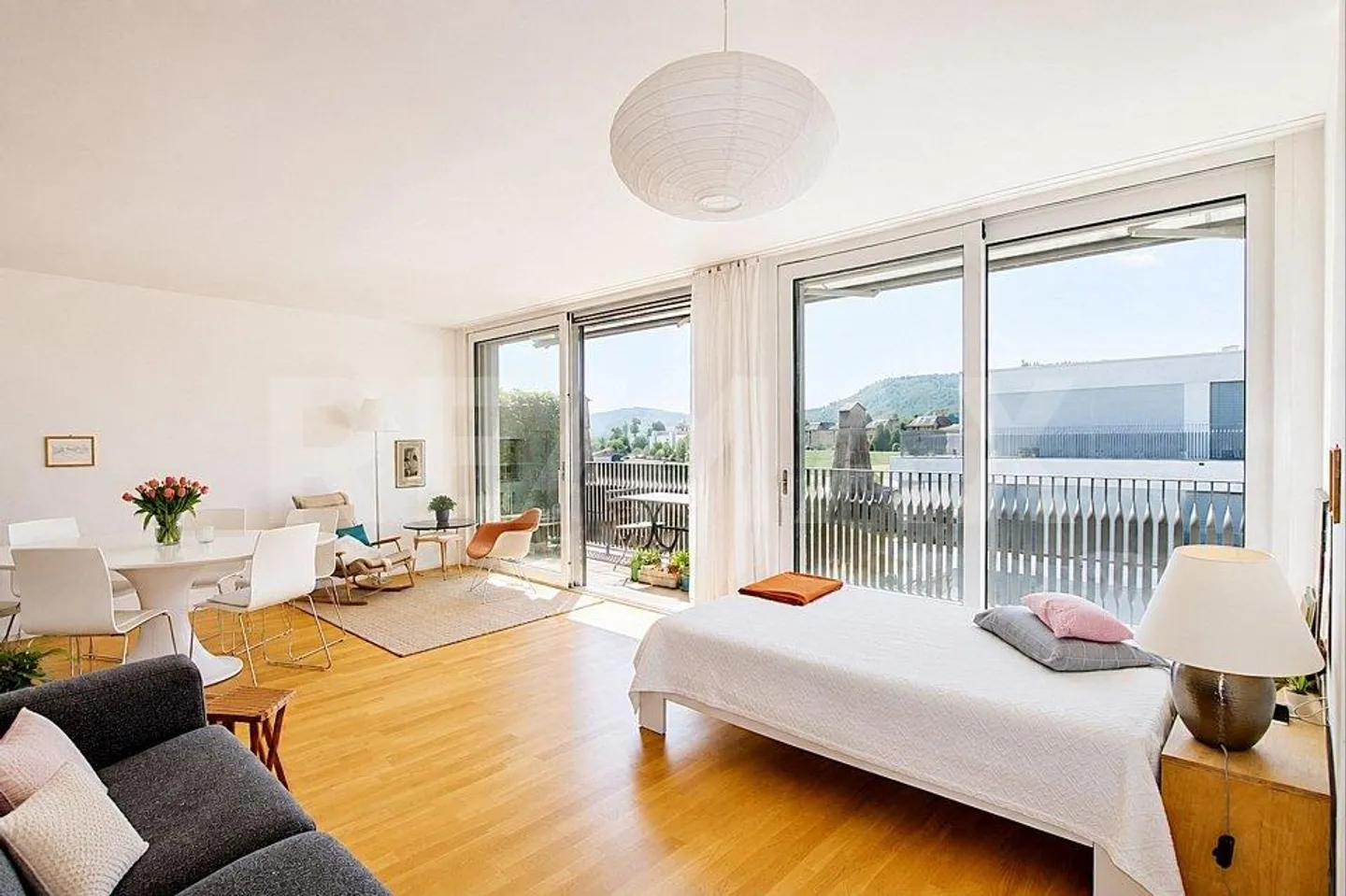 Modern 2.5-room penthouse apartment with large sun terrace and panoramic view - Photo 5 of 13