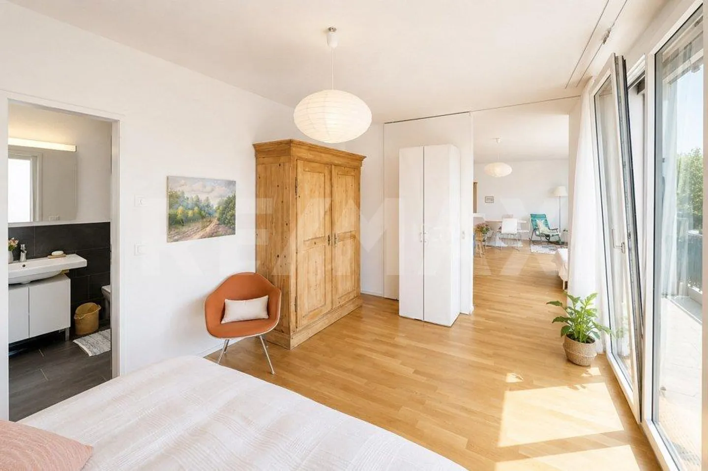 Modern 2.5-room penthouse apartment with large sun terrace and panoramic view - Photo 7 of 13