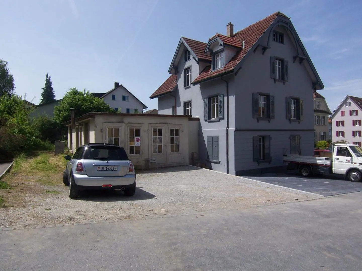 MFH - Voll vermietet und mit Potential - Foto 4 von 16