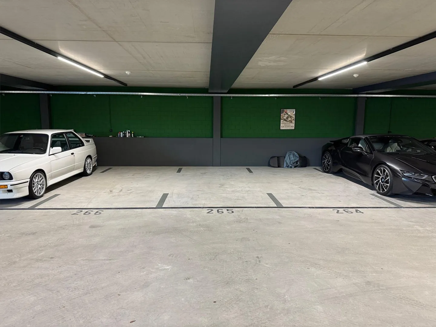 Sichern Sie sich jetzt Ihren Platz im Autohotel! - Photo 2 of 3