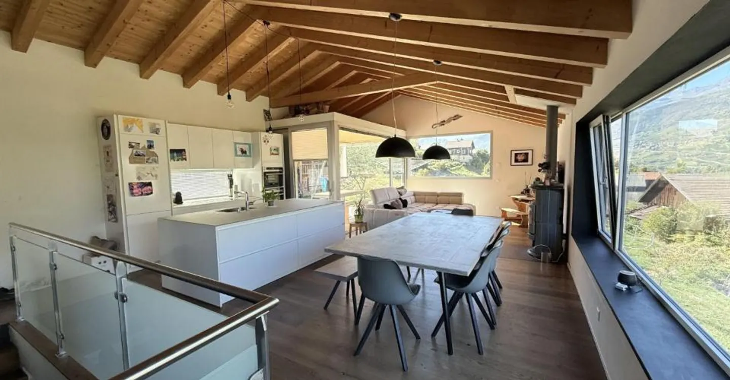 Architect-designed villa with stunning views of the Rhône Valley - Photo 5 of 13