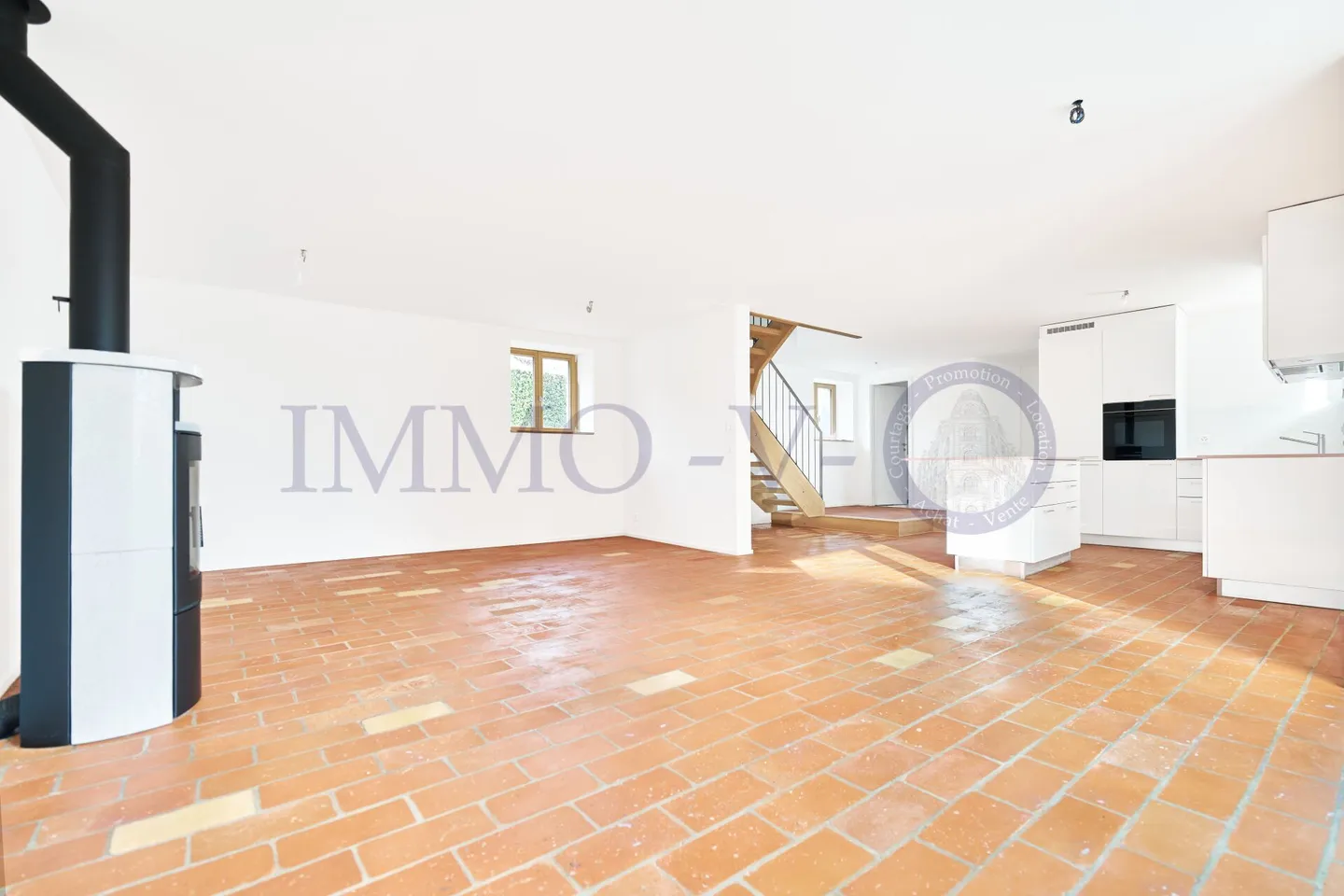 NEUVE DE STANDING AVEC TERRASSE IDEALE POUR FAMILLE - Foto 2 di 8