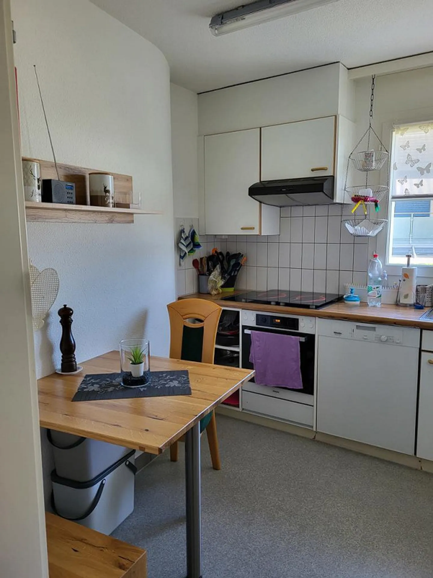 Charmante Wohnung im Herzen von Wolfhausen - Photo 3 of 11