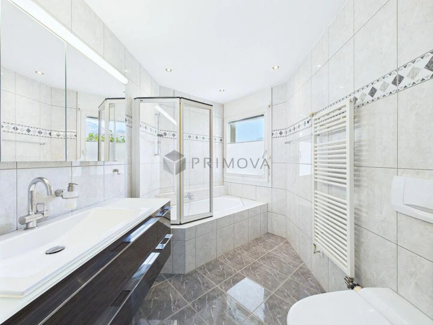 Résidence exclusive avec vue sur le lac - Maison de rêve avec appartement et jardin... - Photo 15 sur 20