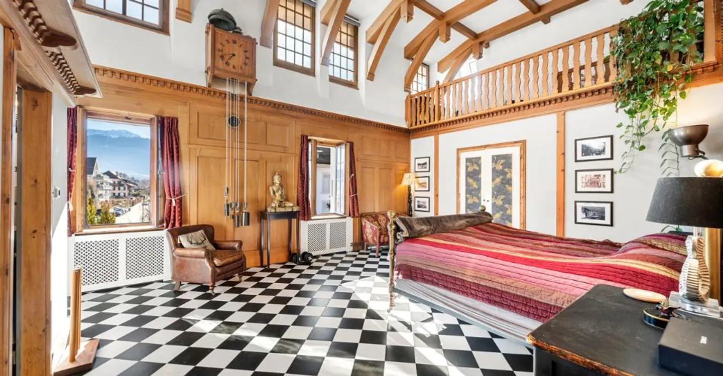 Charming Property – View and Character - Photo 3 of 12
