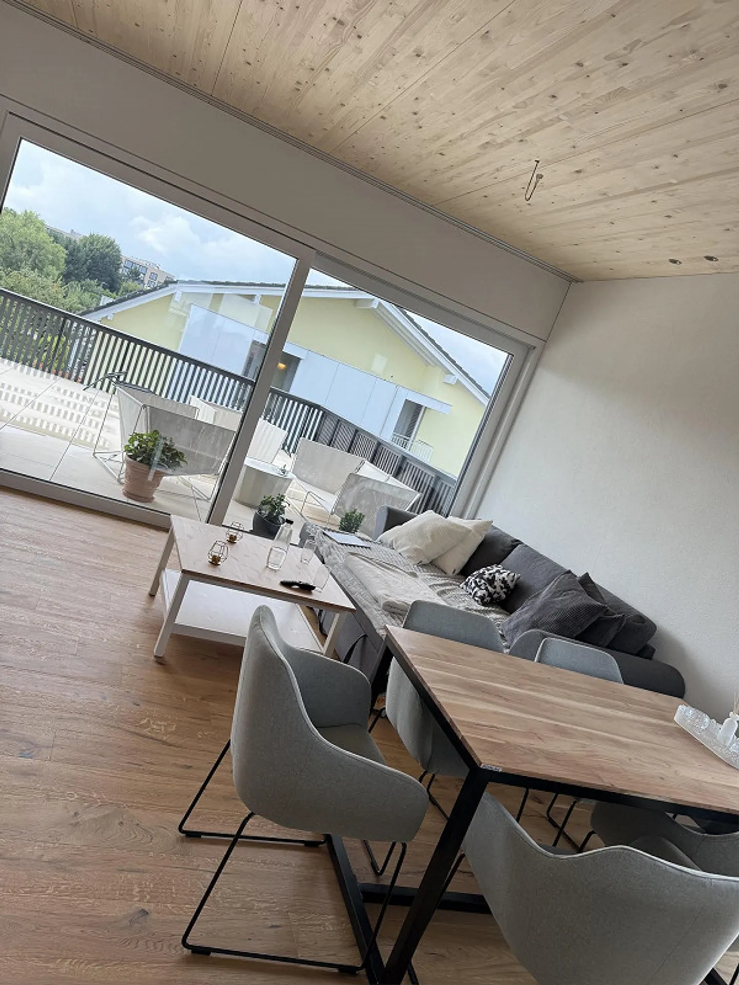 Moderne 2½ Neubauwohnung - Foto 3 von 8