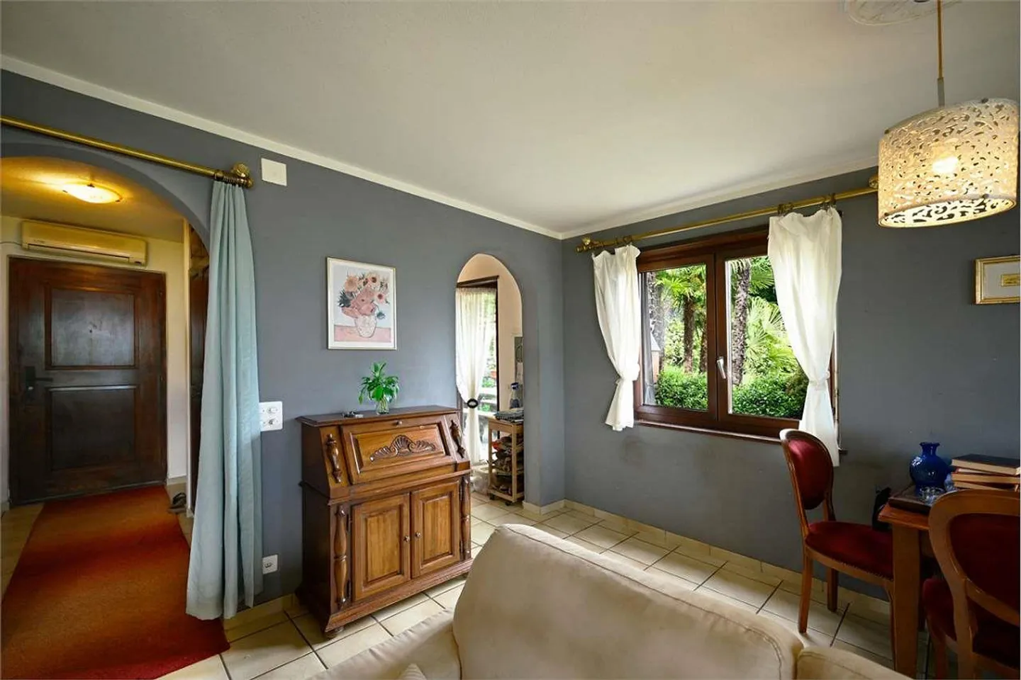 Casa elegante con vista sul Lago di Locarno - Foto 3 di 13