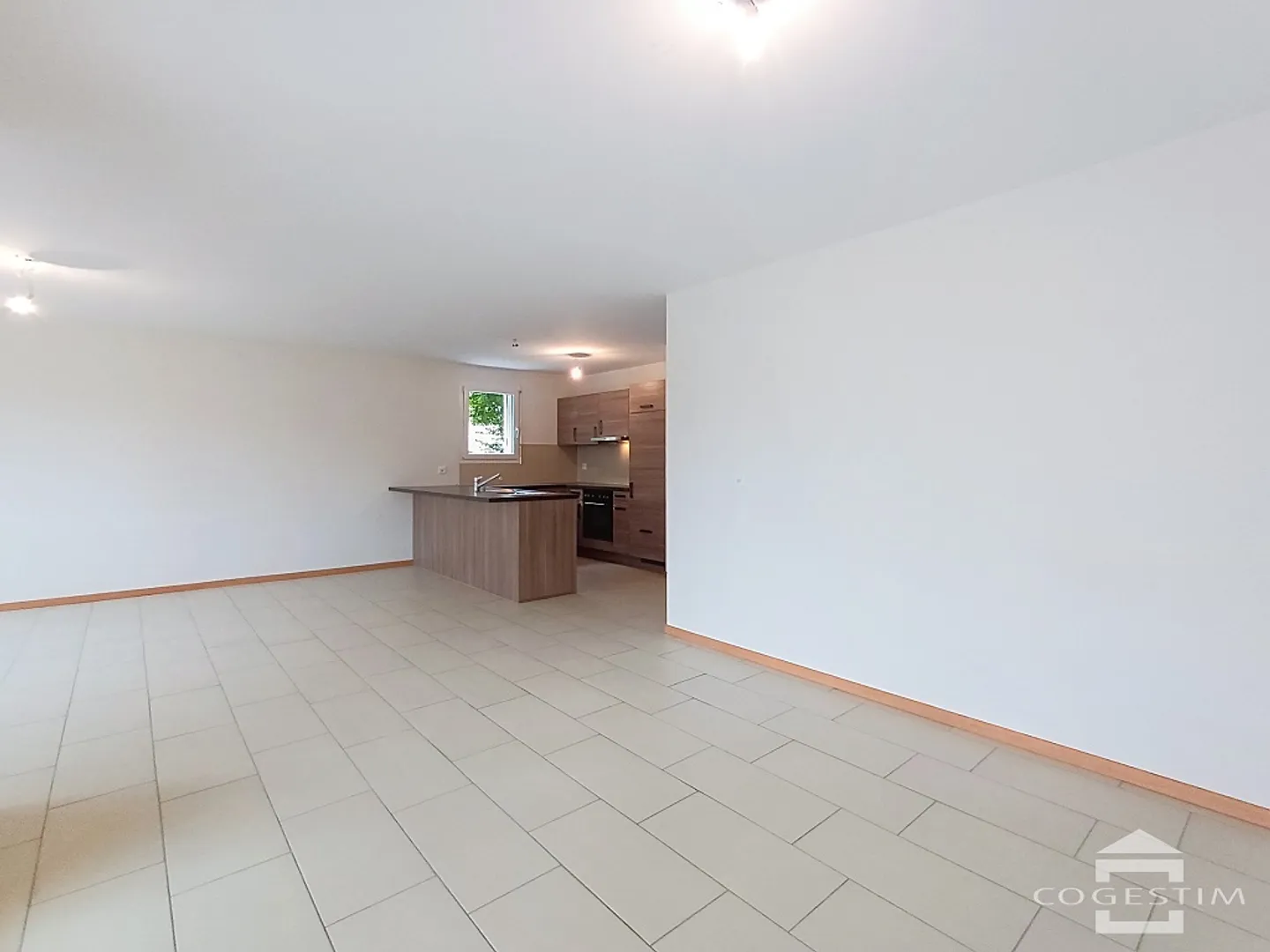 3.5 Room Apartment - Photo 7 of 13