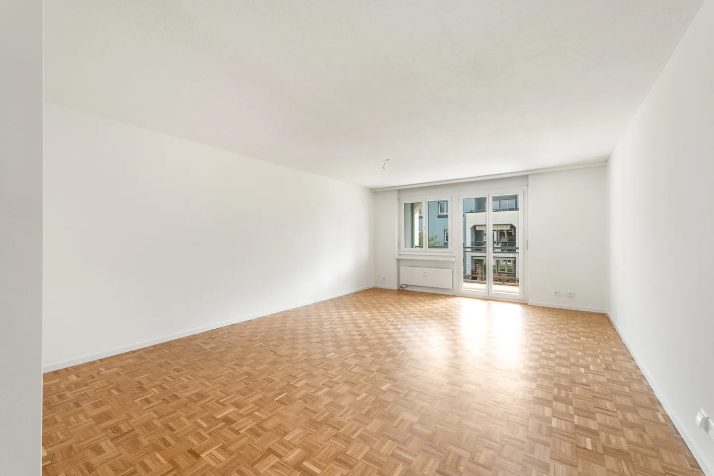 Le parfait chez-soi - appartement de 2,5 pièces fraîchement rénové - Photo 3 sur 9