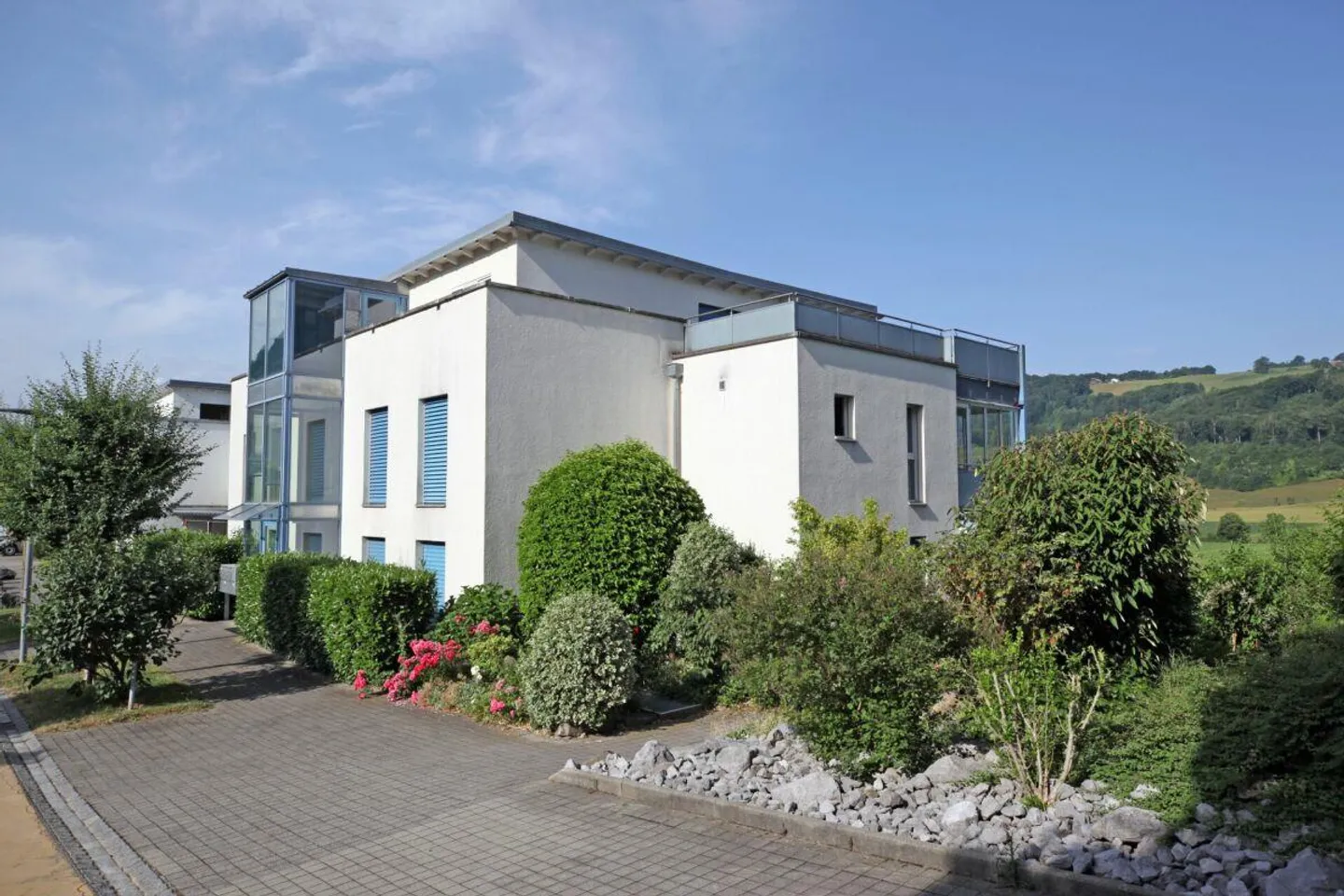 5.5-room penthouse apartment in Belp - Photo 2 of 14