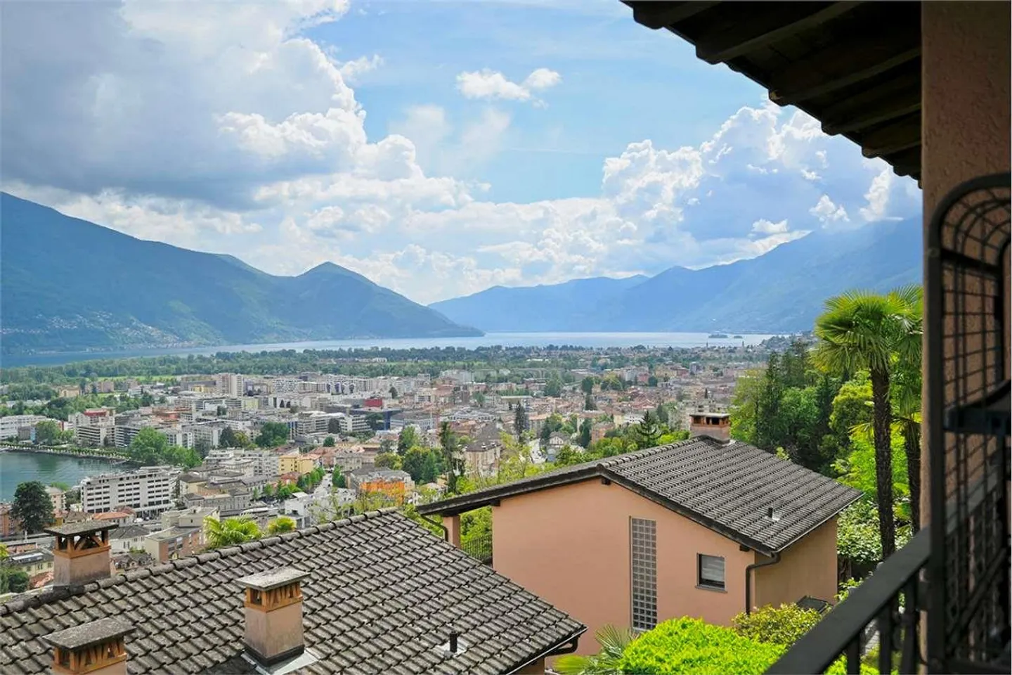 Casa elegante con vista sul Lago di Locarno - Foto 12 di 13